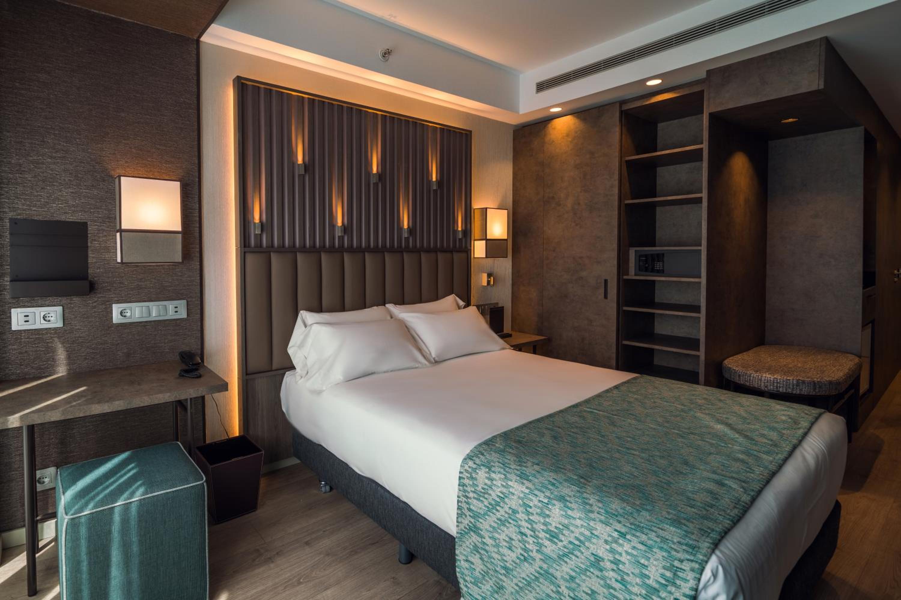 Double Room - Photo 4