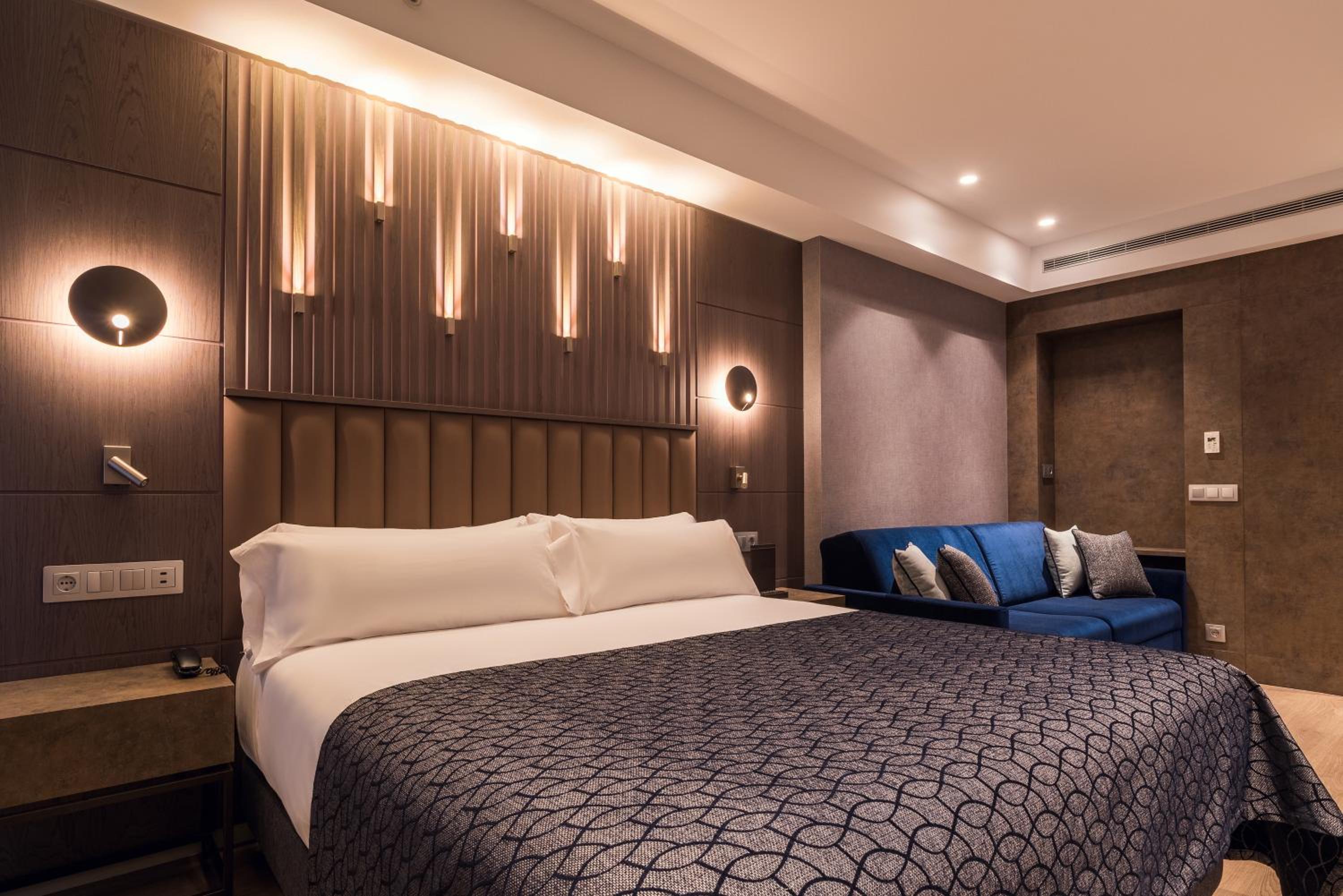 Premium Room - Photo 2