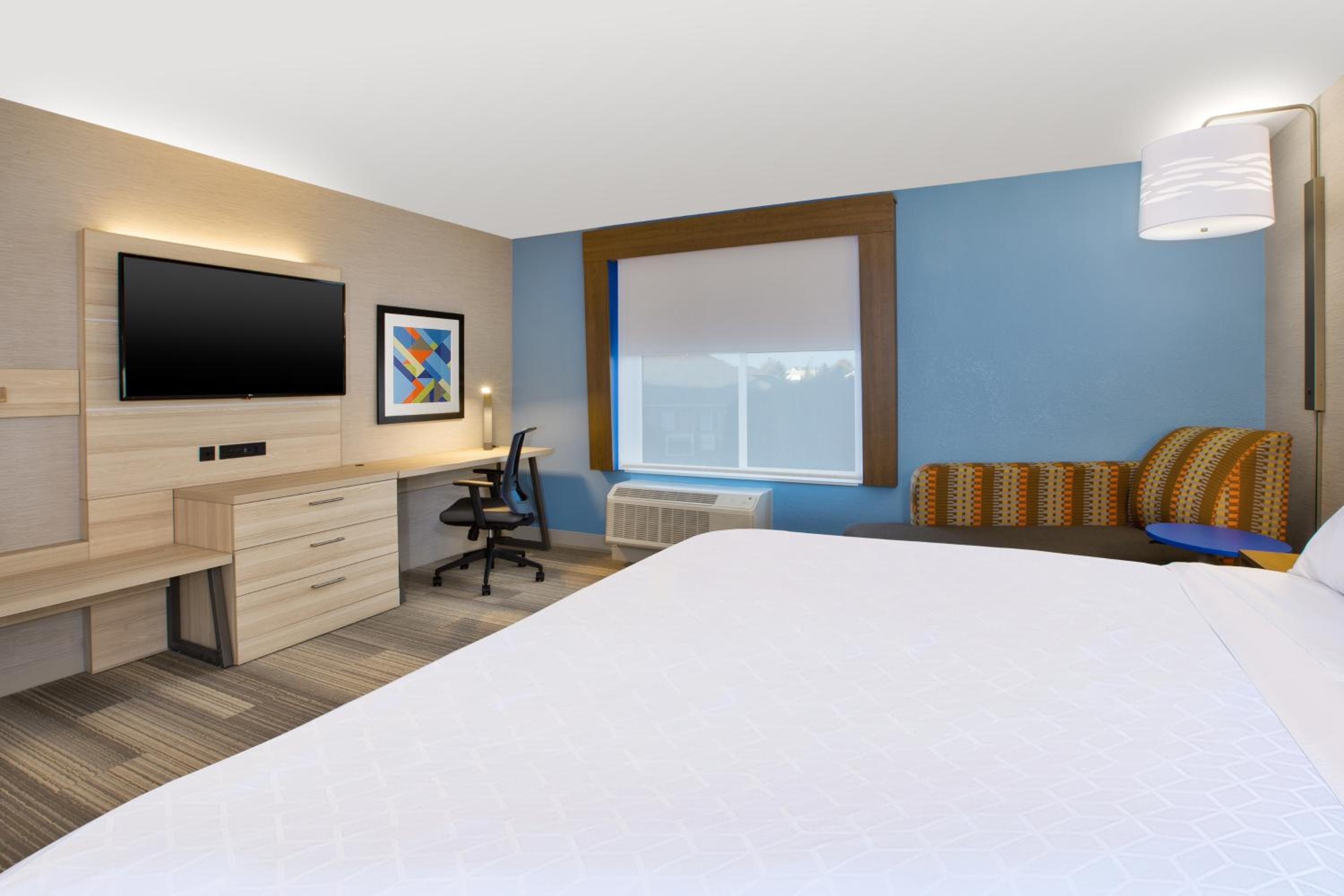 Standard King Room - Photo 1