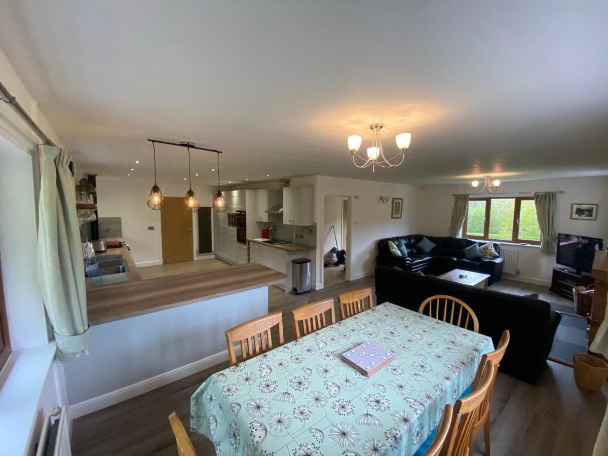 Four-Bedroom House photo 3