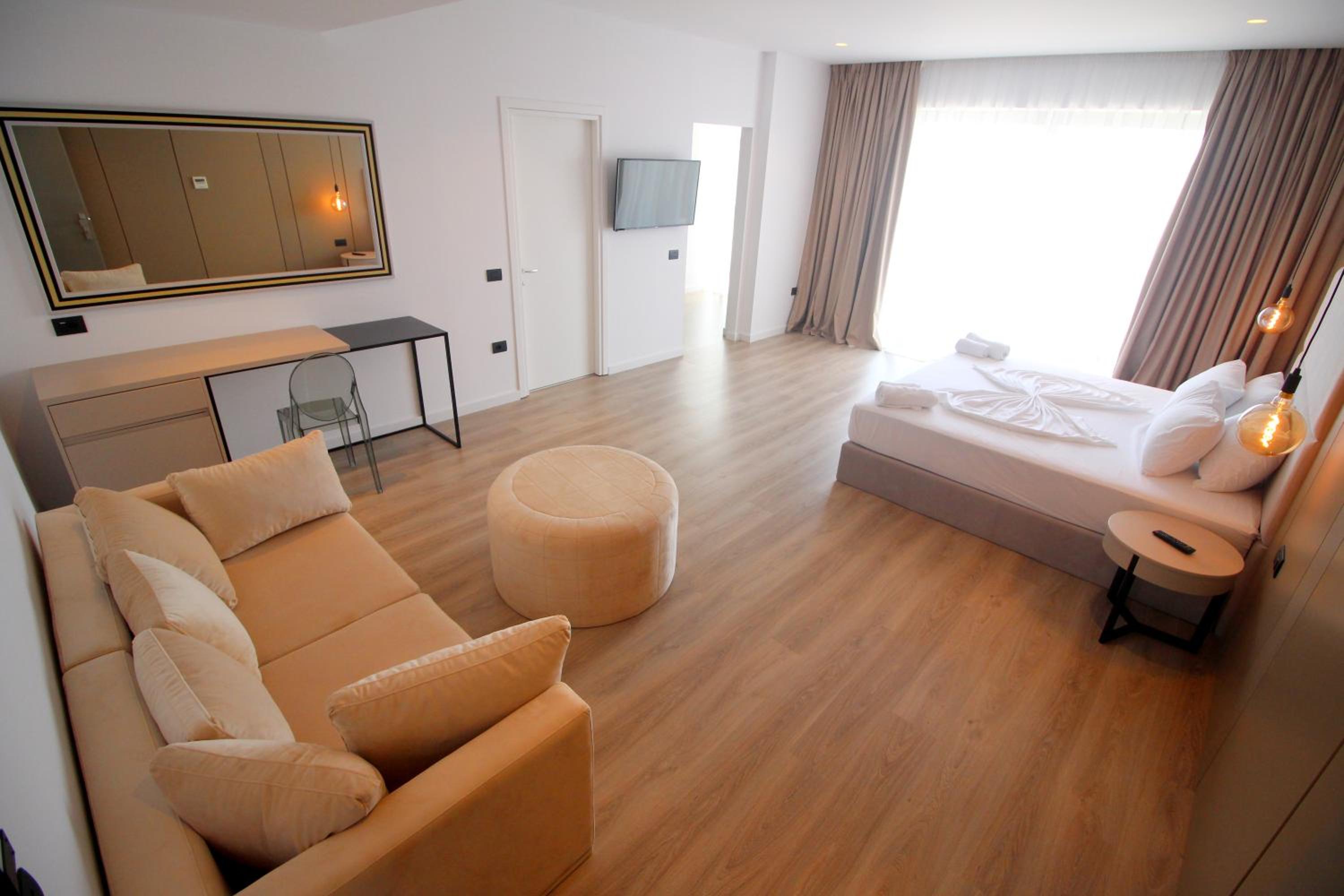 Deluxe Double Room with Sea View photo 1