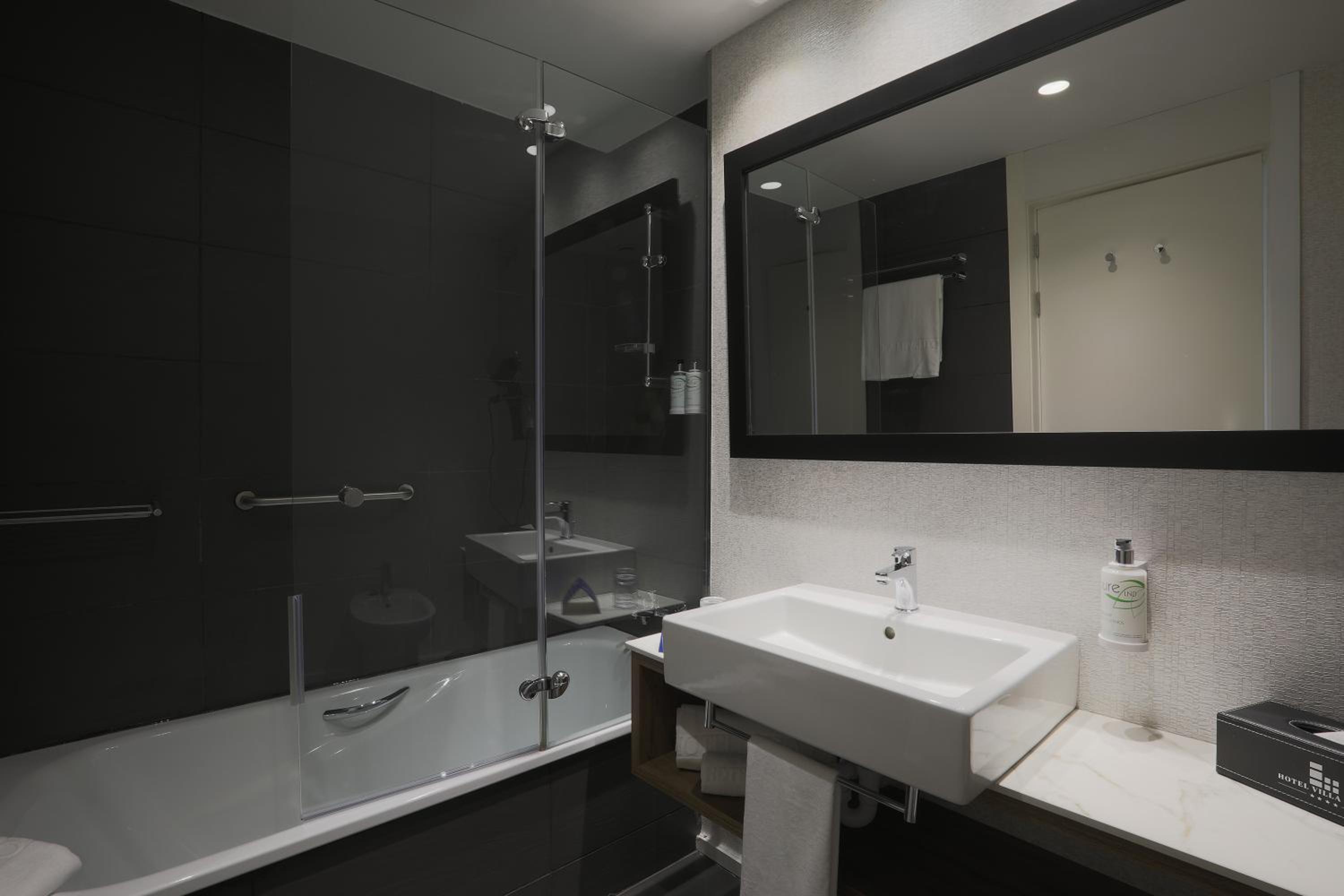 Double Room with Terrace - Photo 4