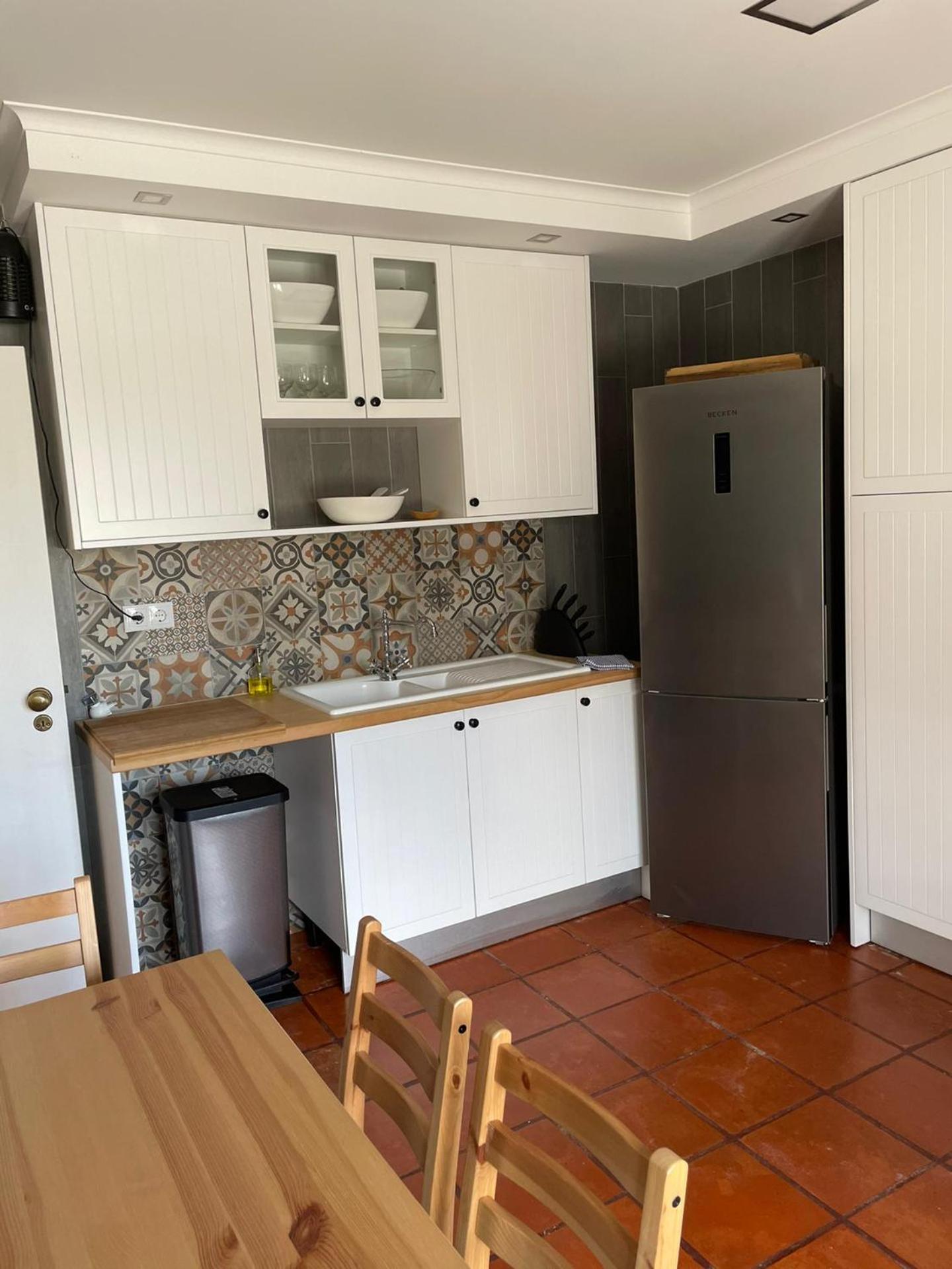 Apartment - Photo 3