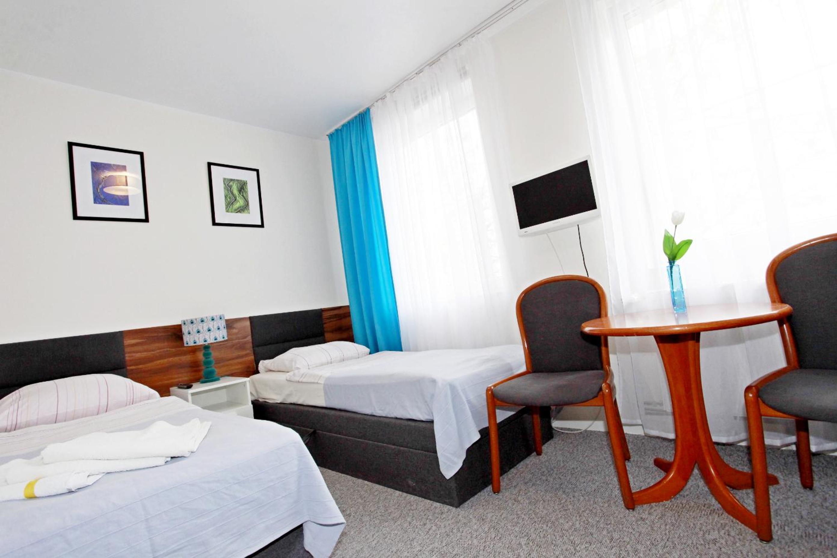 Standard Triple Room photo 3