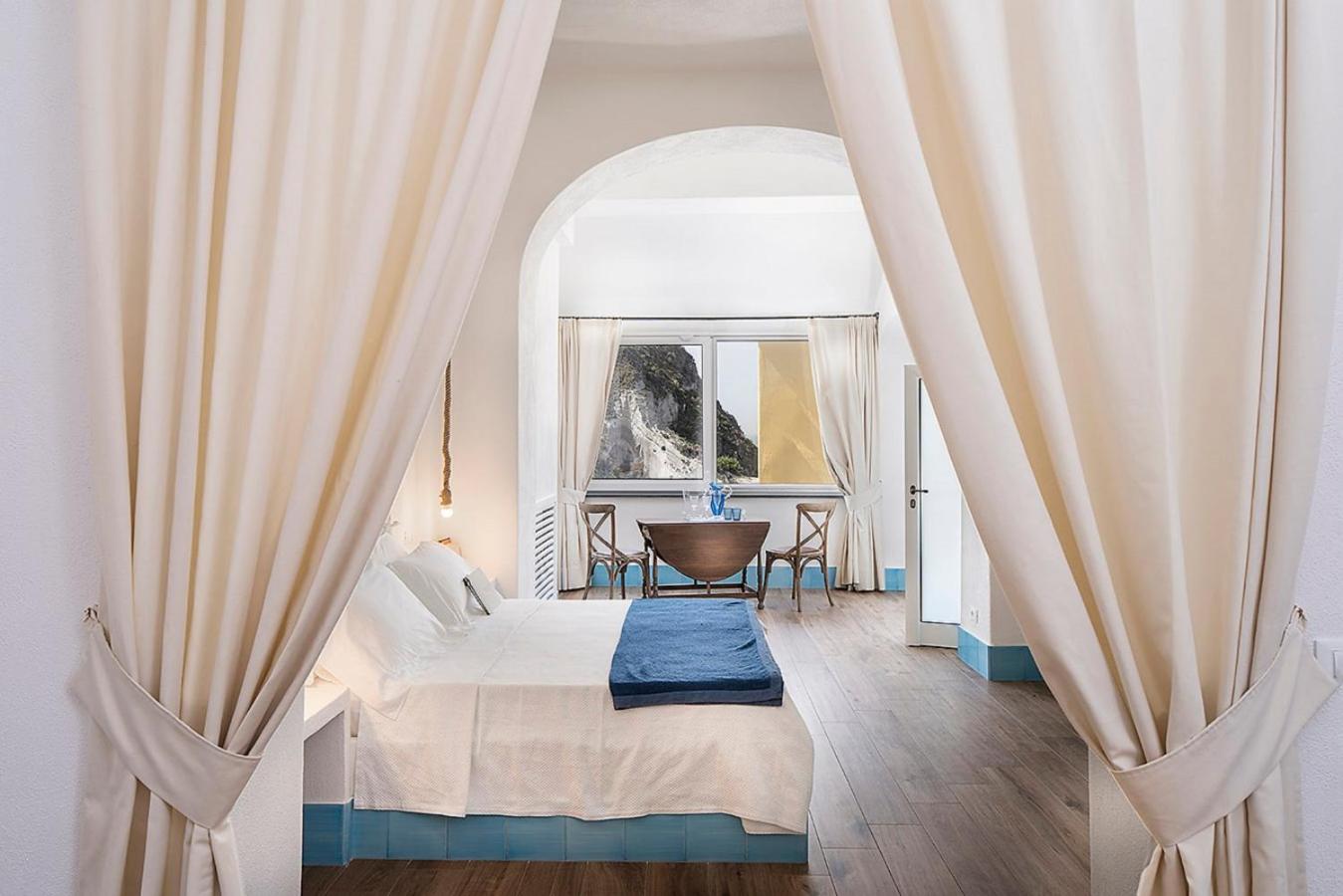 Suite with Partial Sea View