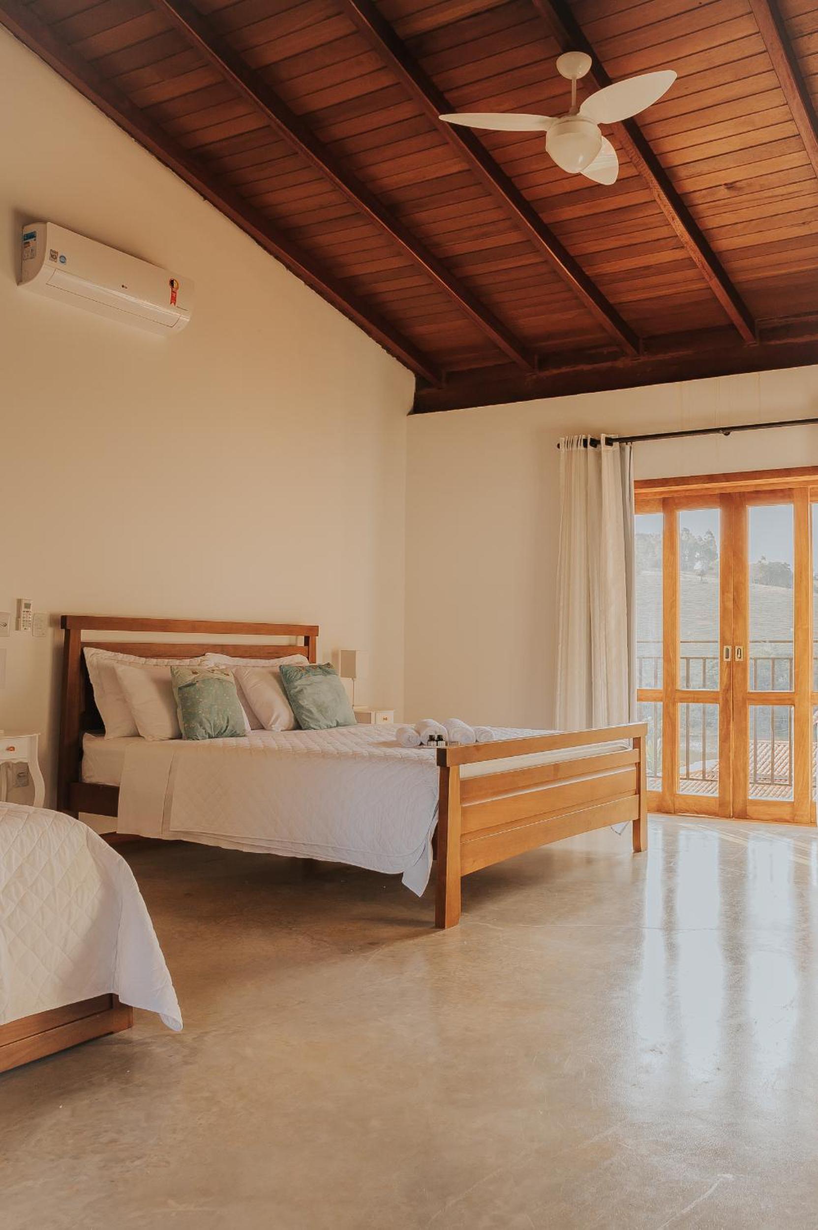 Suite with Mountain View photo 3