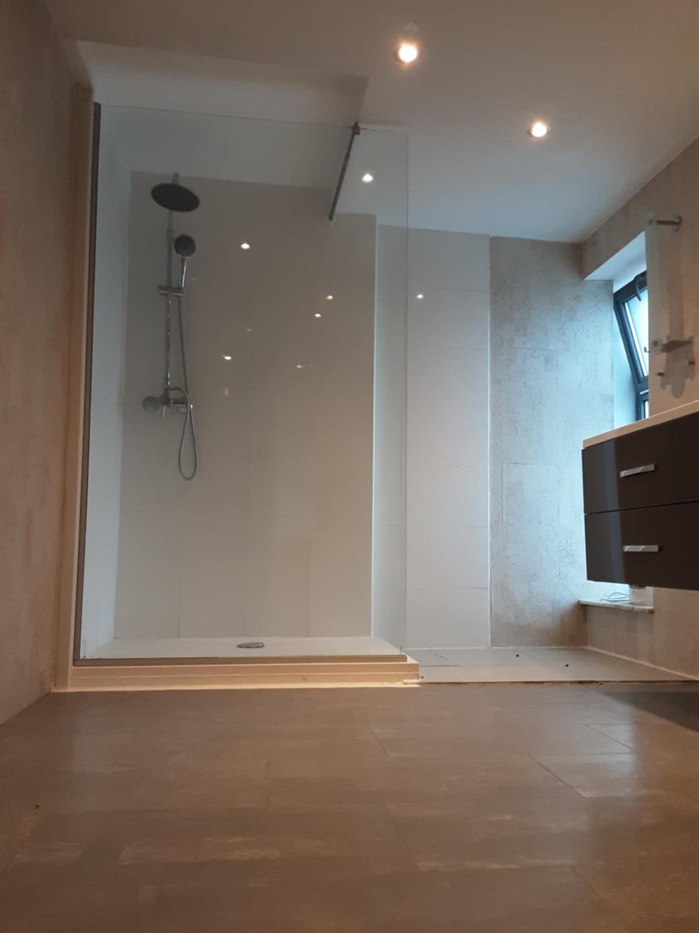 Three-Bedroom Apartment - Photo 4
