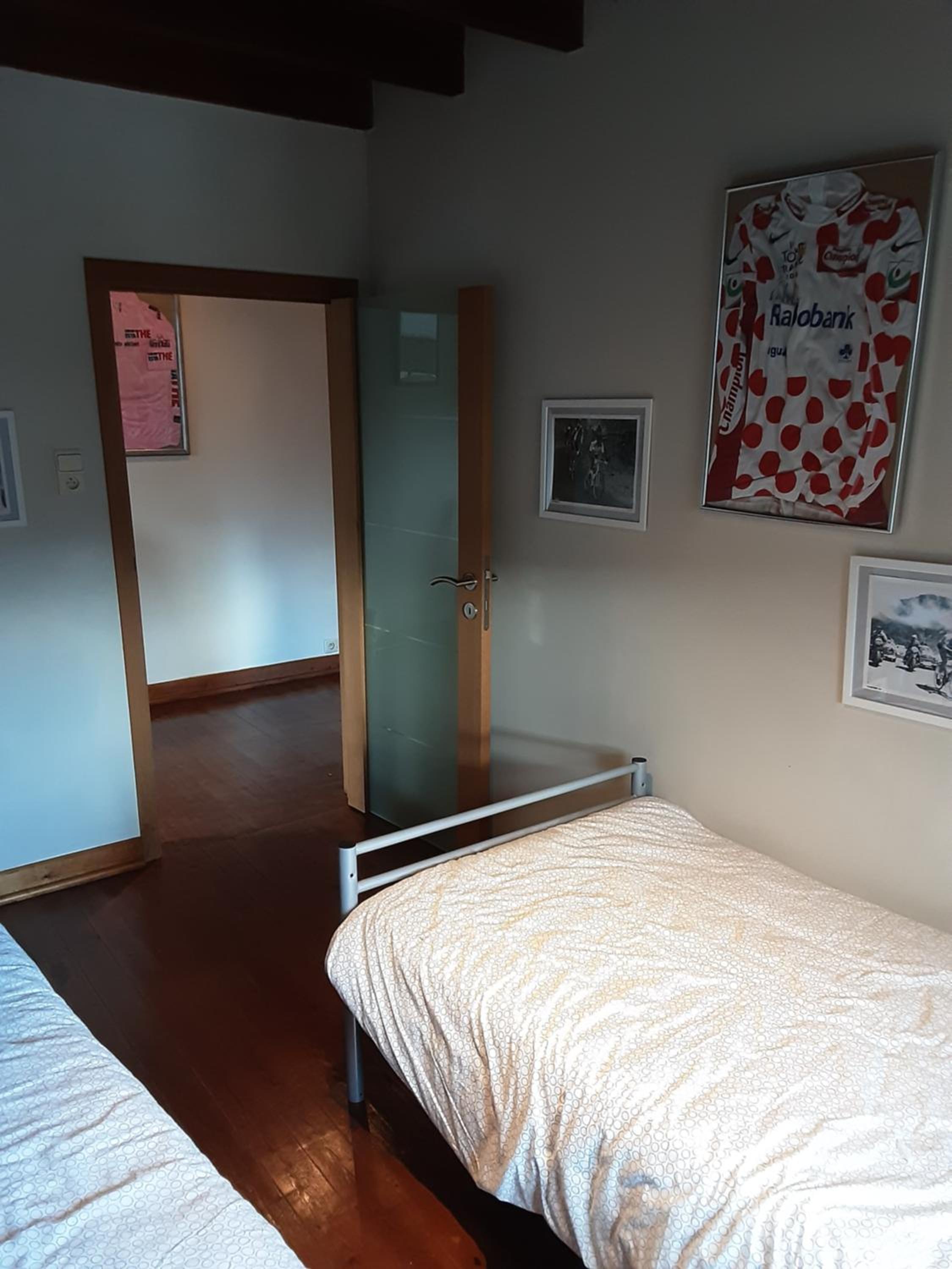Three-Bedroom Apartment - Photo 20