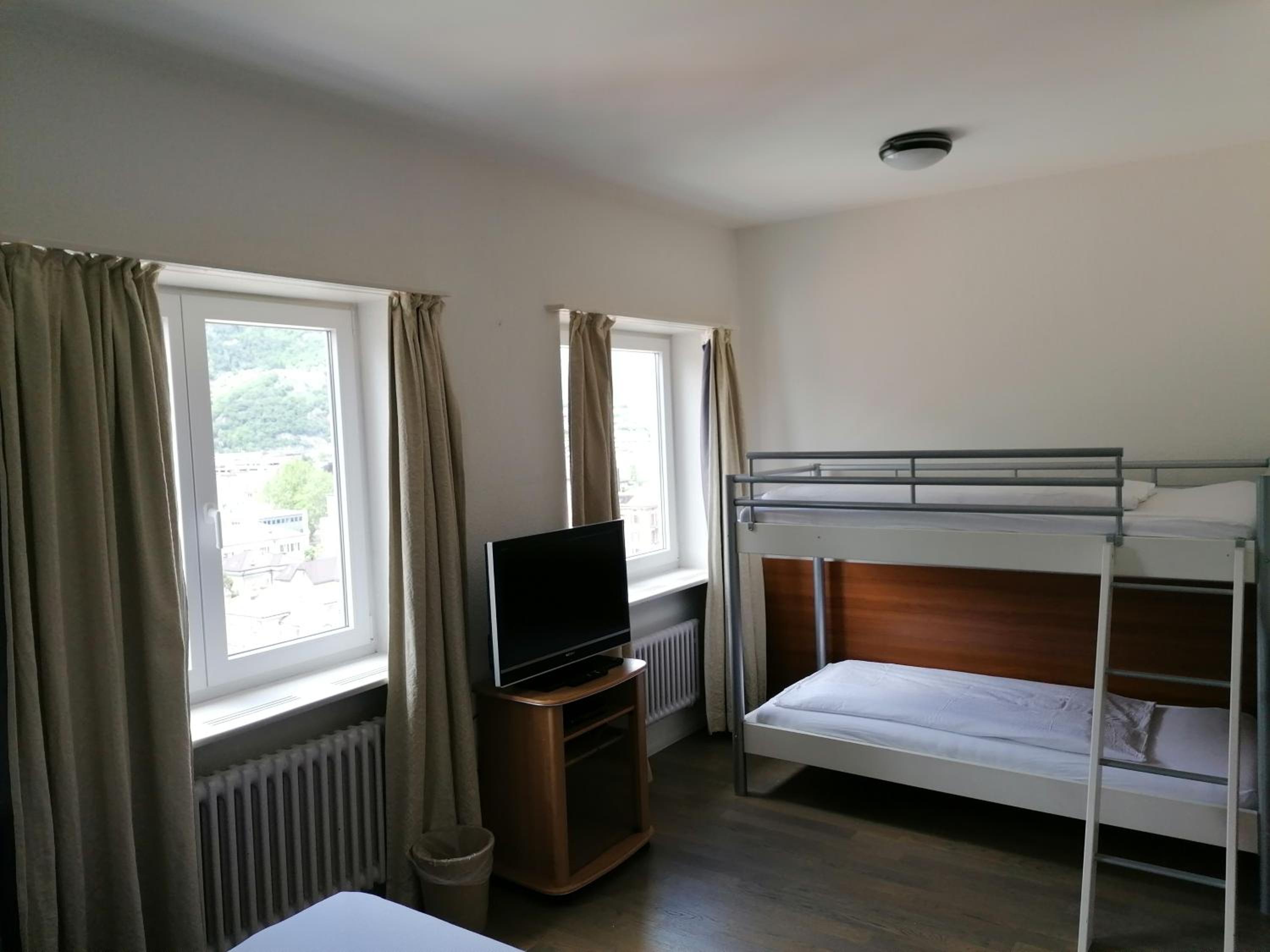 Quadruple Room - Photo 1