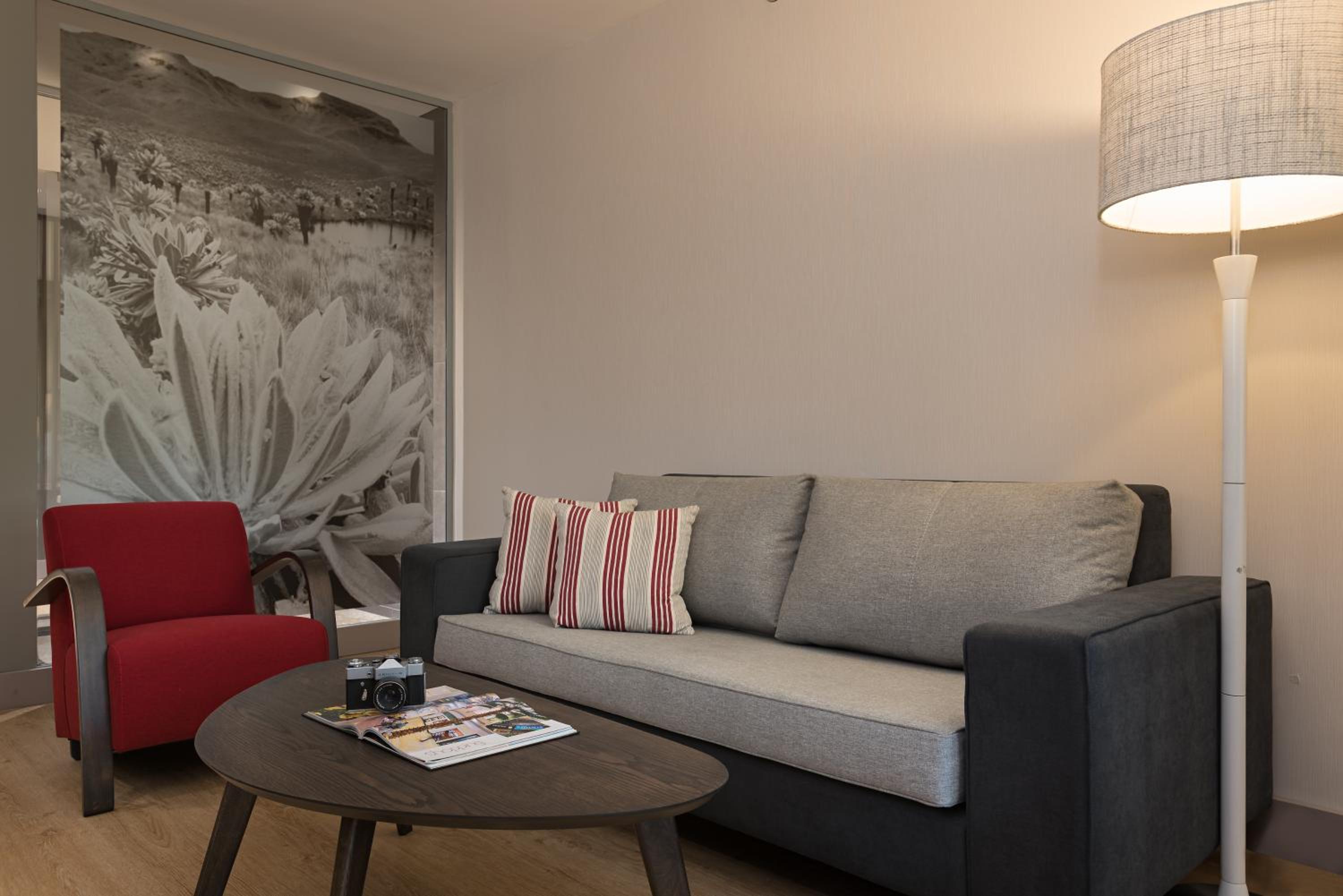 Deluxe Junior Suite photo 1