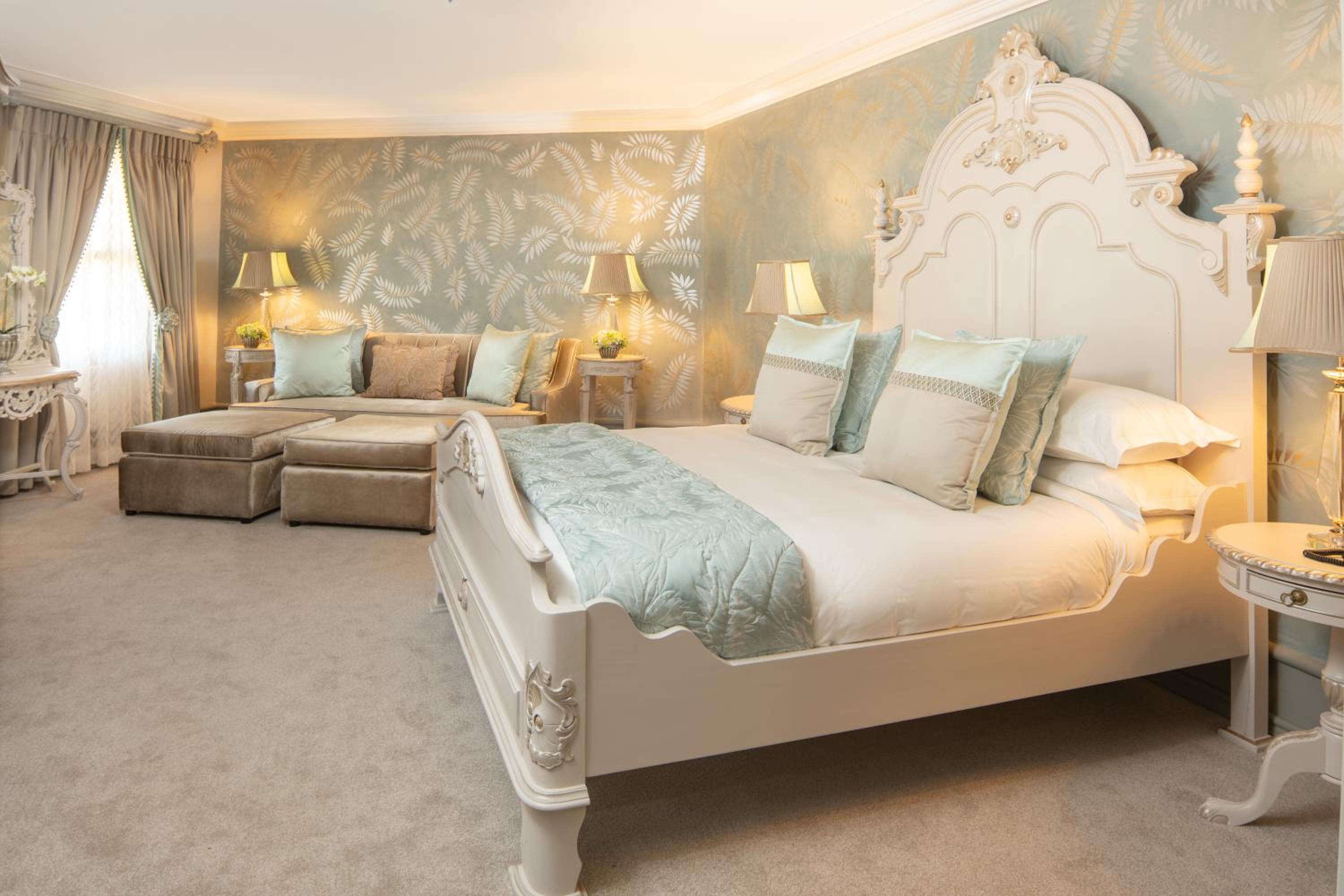 Honeymoon Suite photo 2