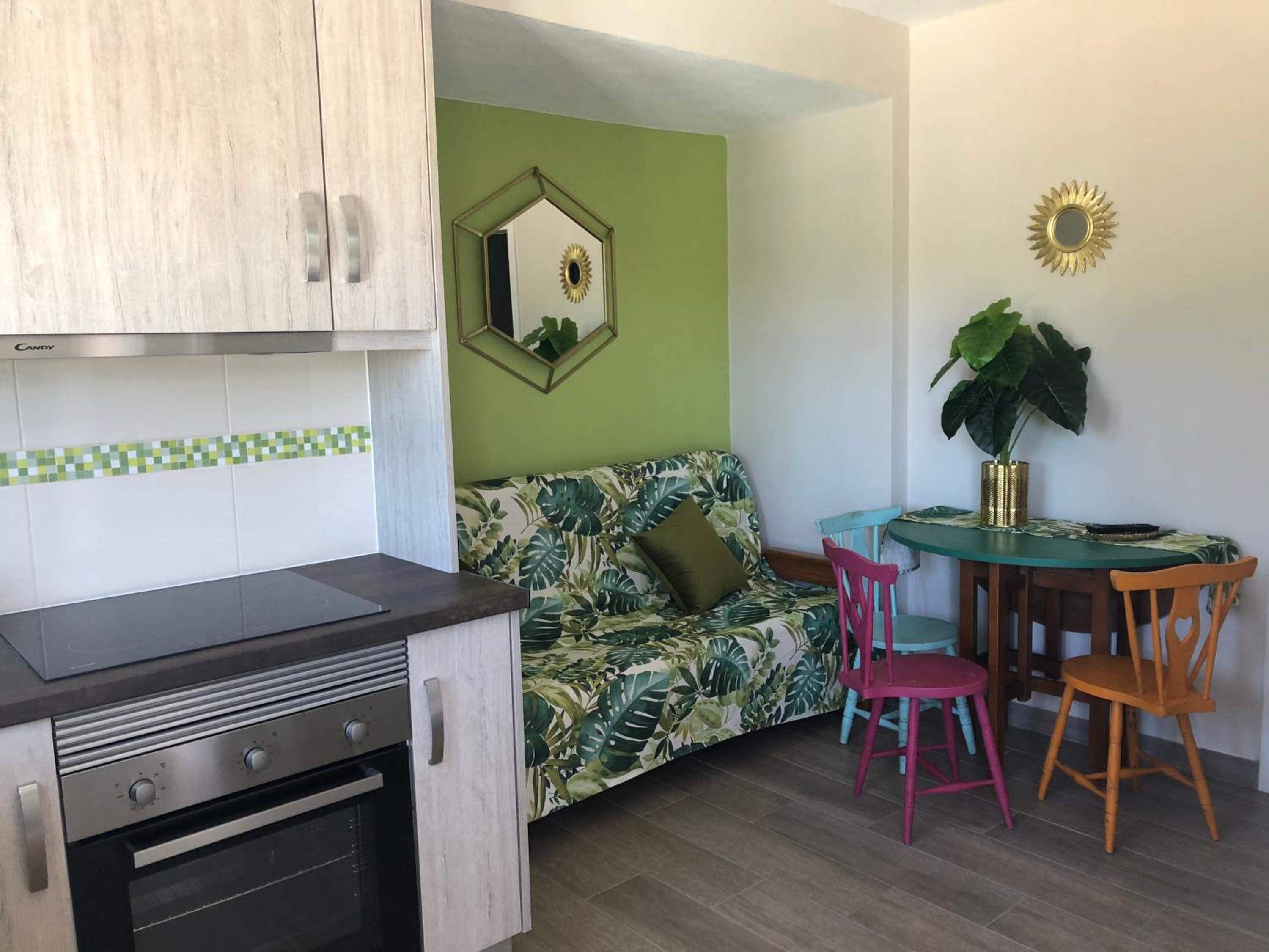 One-Bedroom Apartment (2 Adults) photo 2
