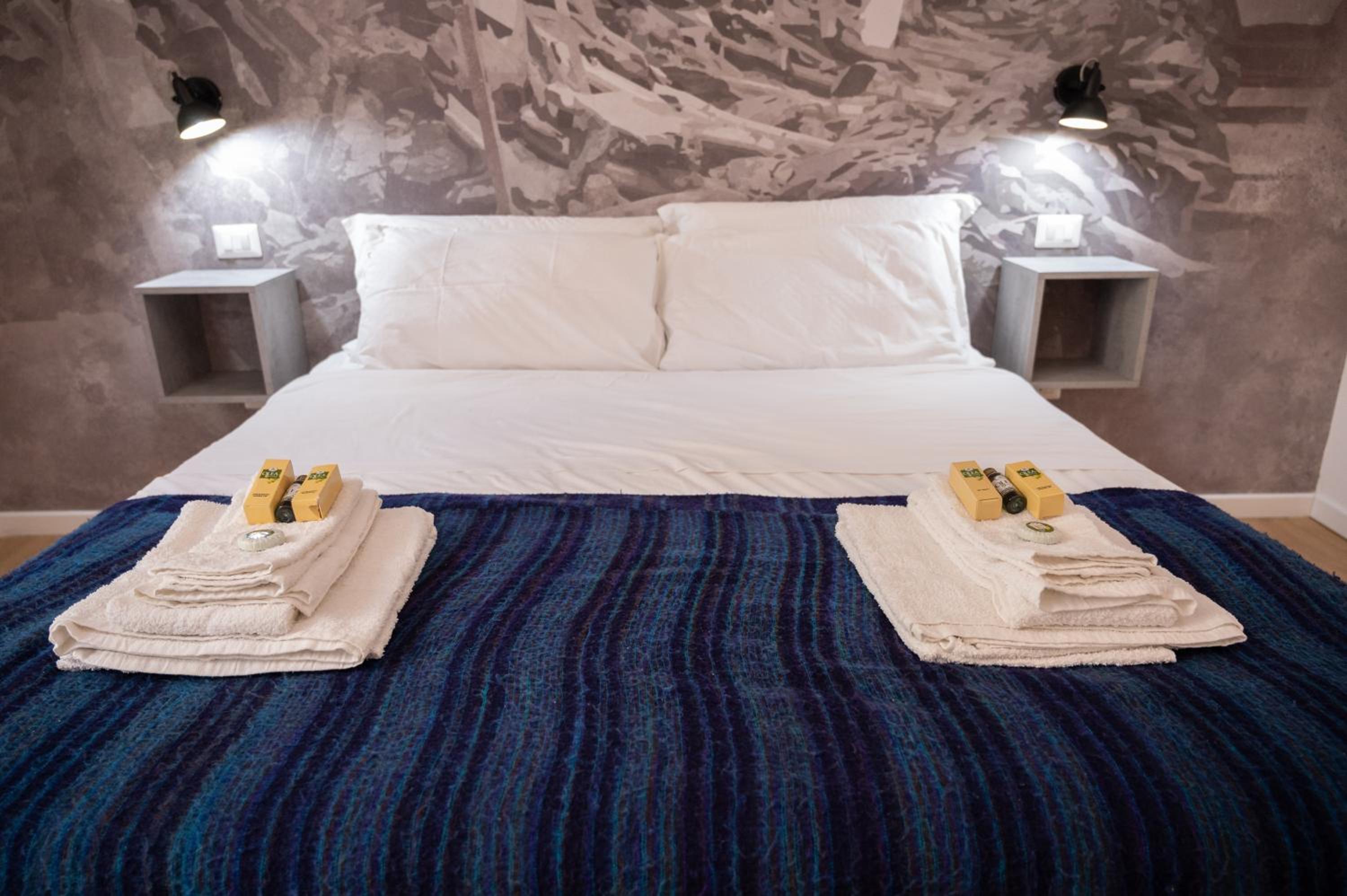 Junior Suite with Balcony photo 3