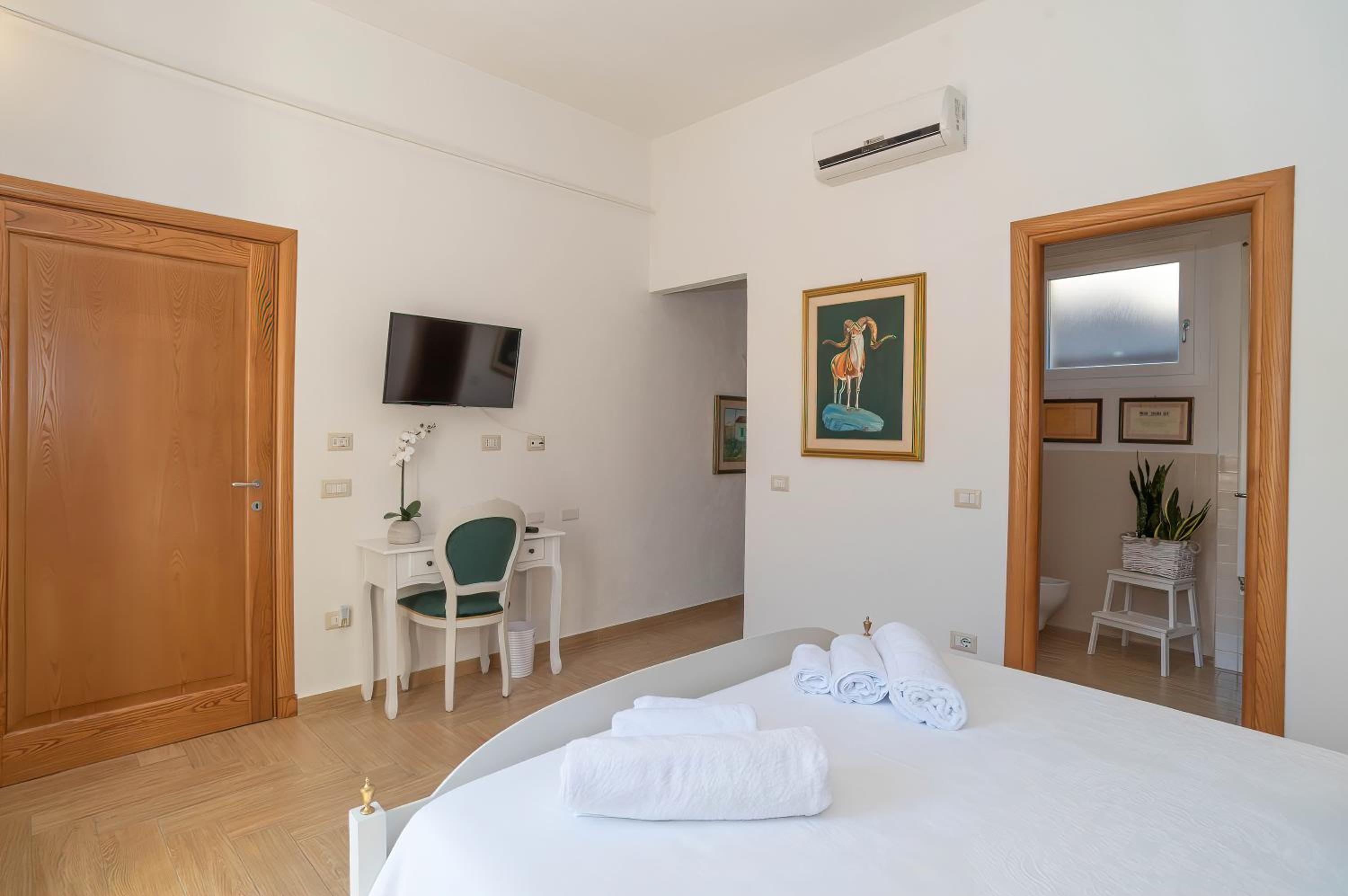 Double Room photo 3