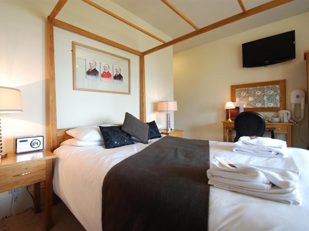 Deluxe King Room photo 3