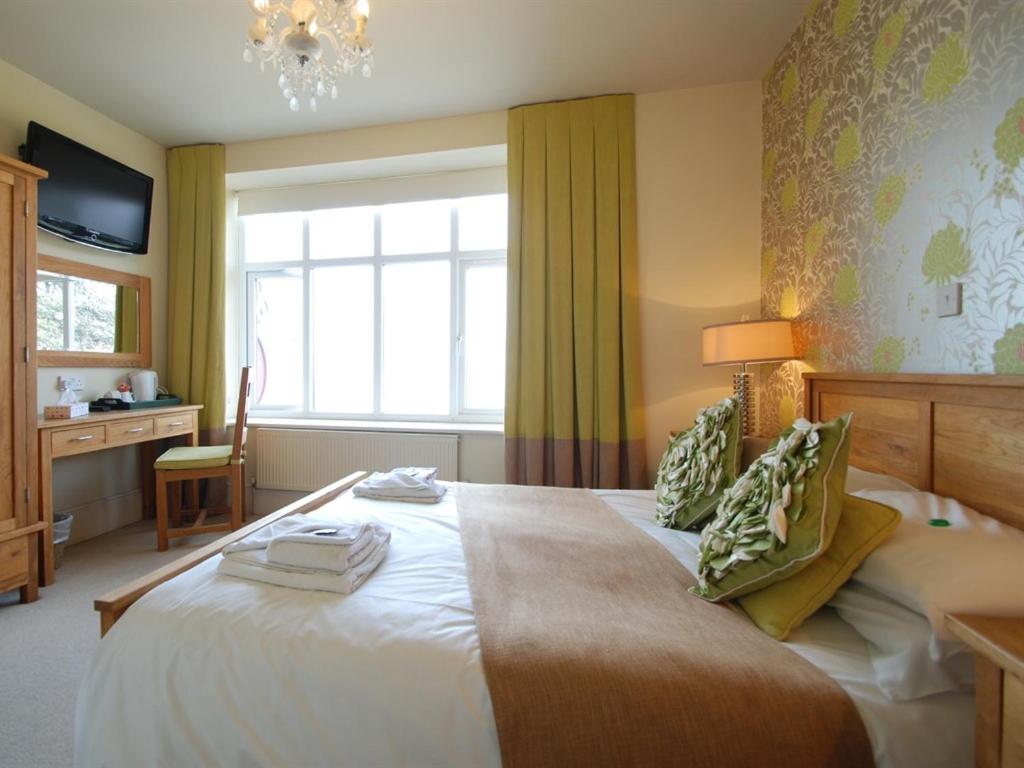 Deluxe Double Room with Bath photo 3