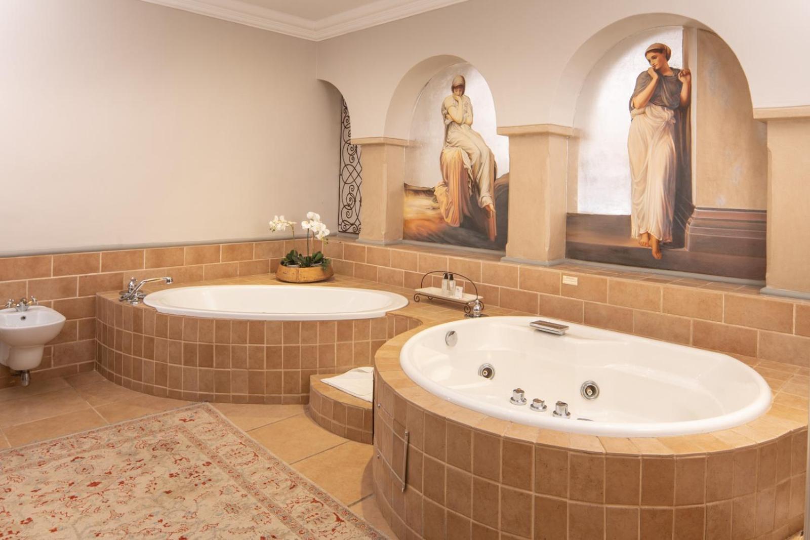 Honeymoon Suite photo 3