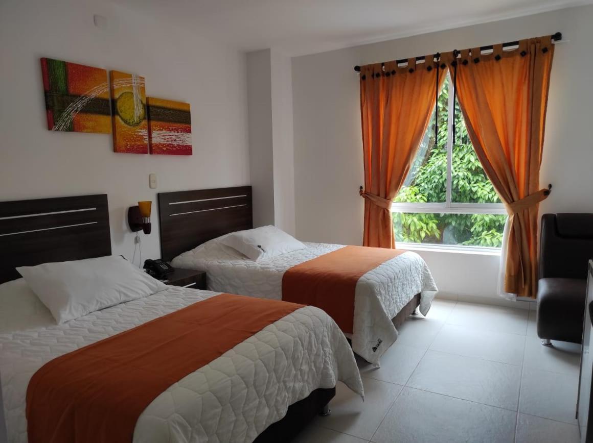 Double or Twin Room photo 3