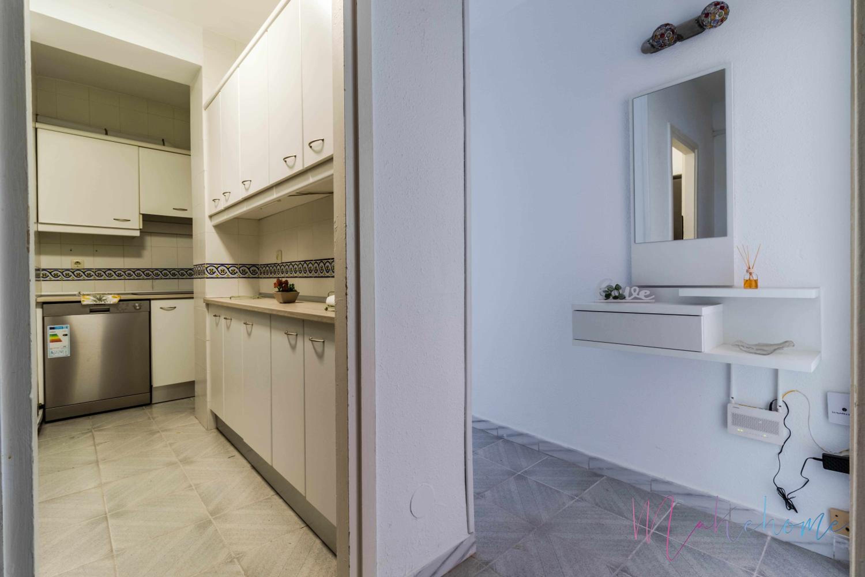Apartment - Photo 2