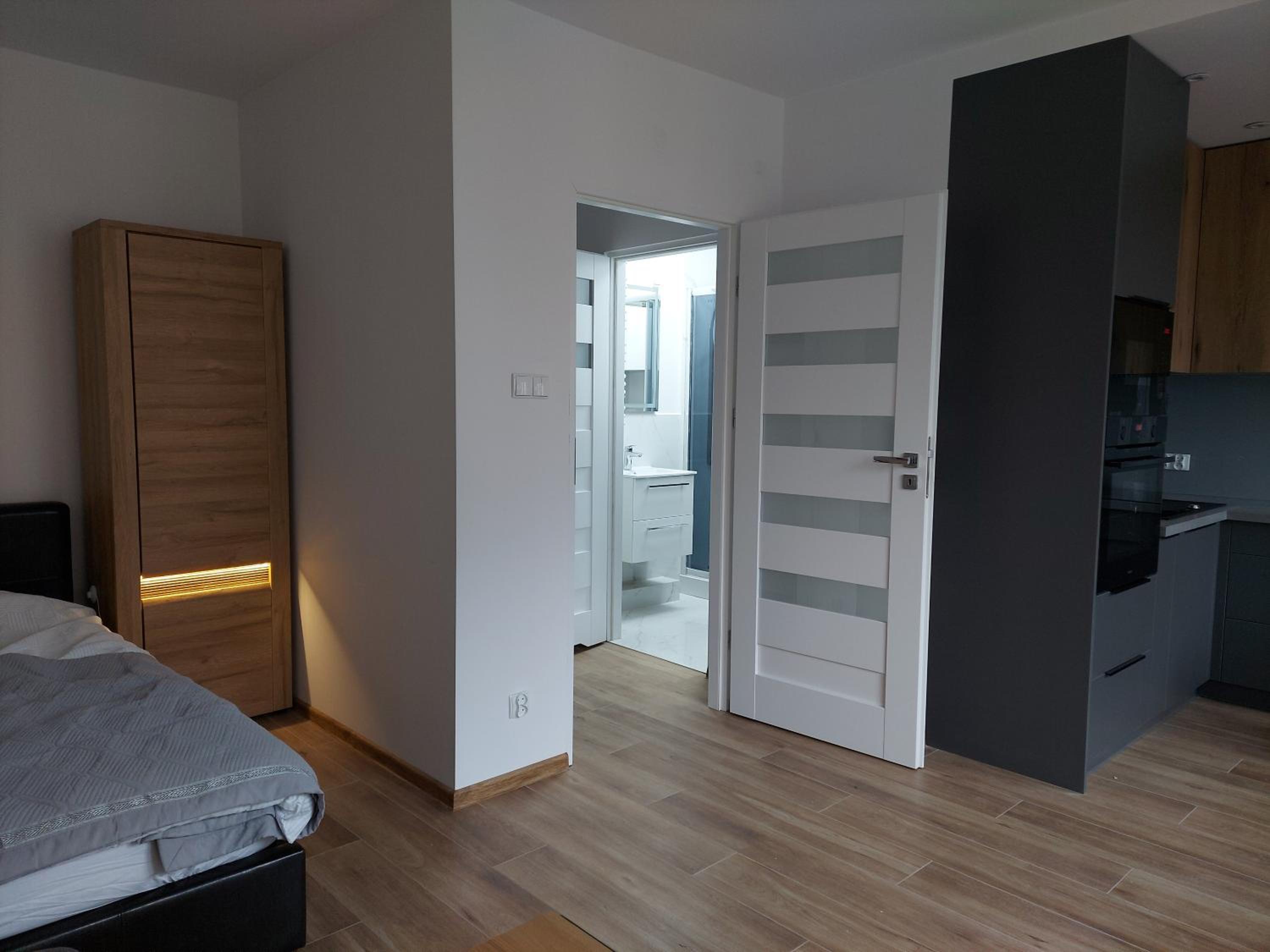 One-Bedroom Apartment - Photo 23
