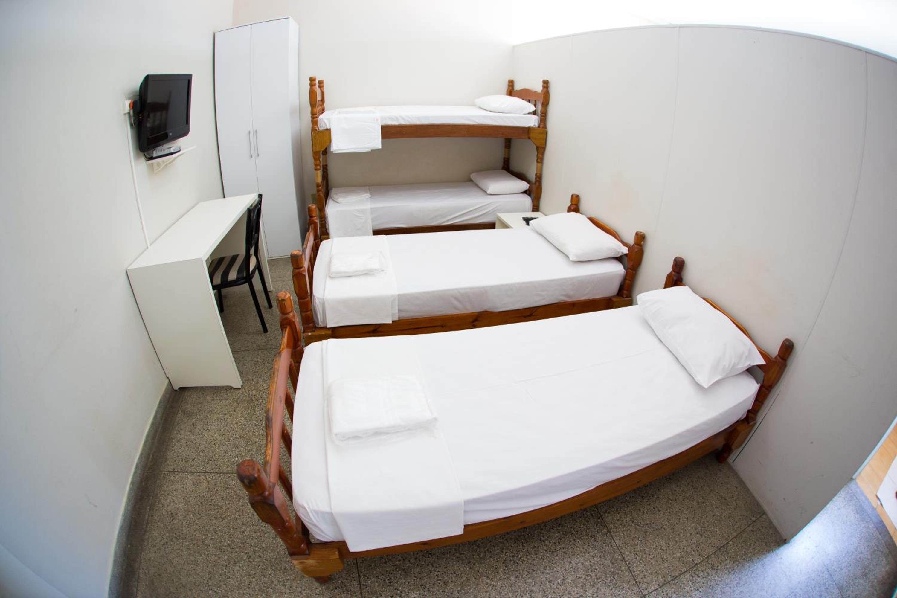 Studio Apartment - Photo 4