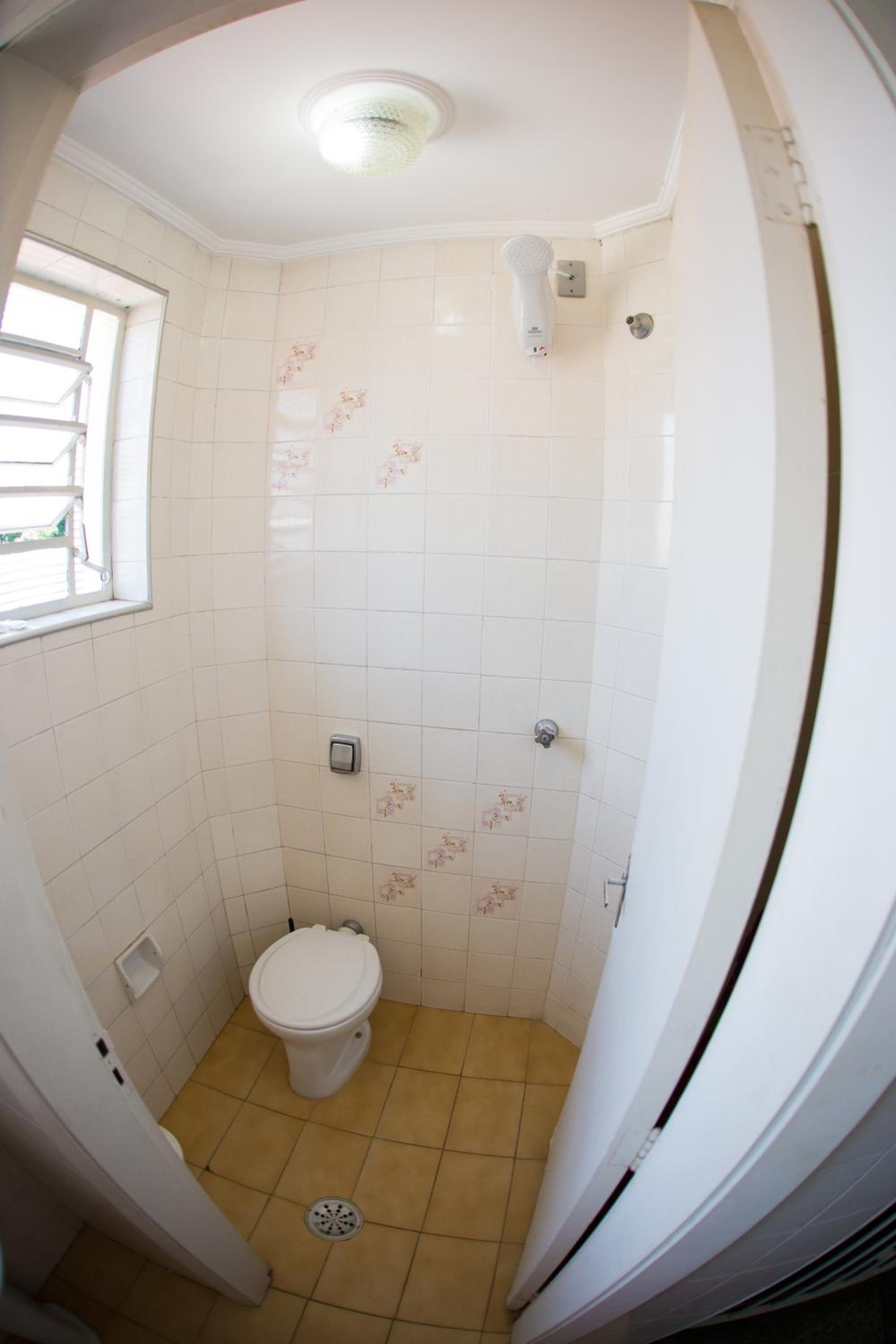 Studio Apartment - Photo 6