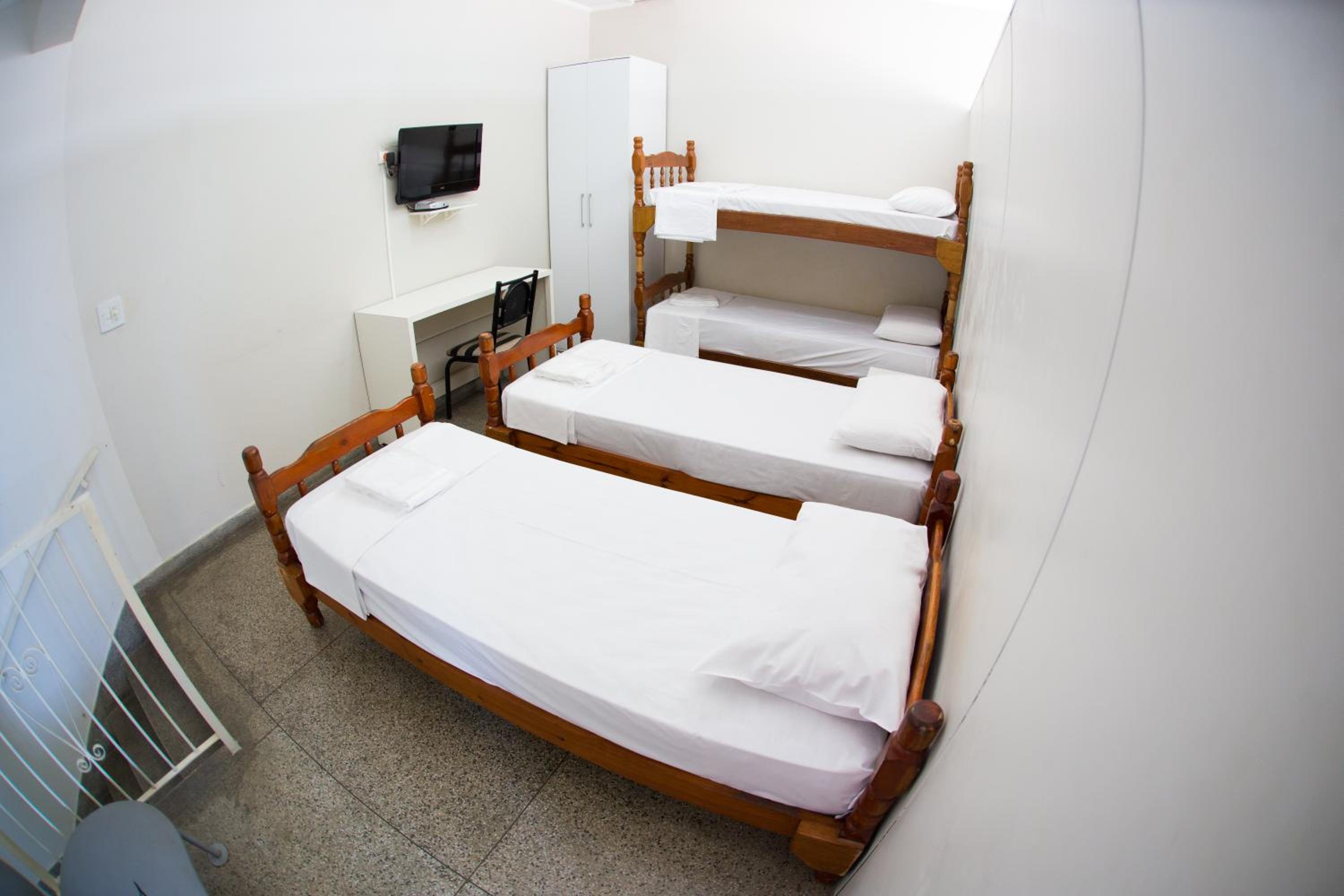 Studio Apartment - Photo 1