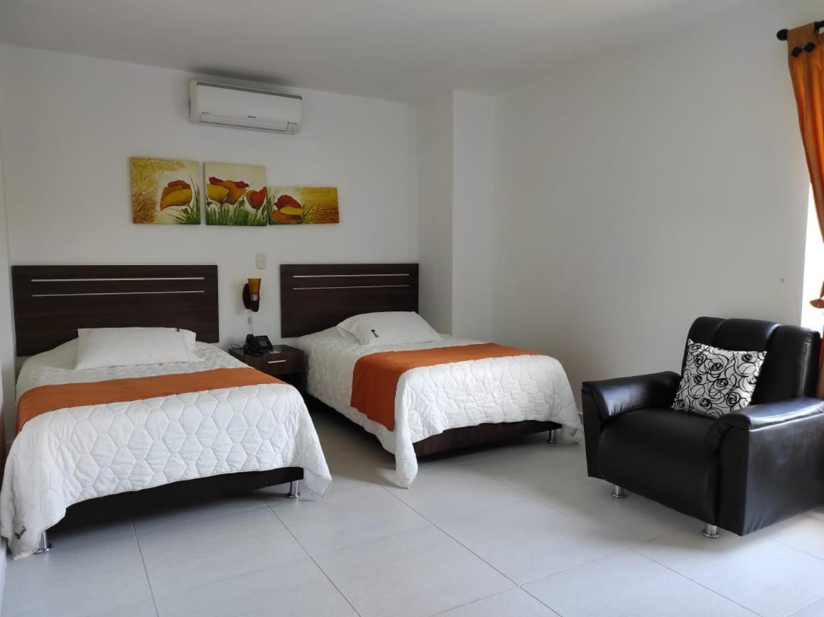 Double or Twin Room photo 2