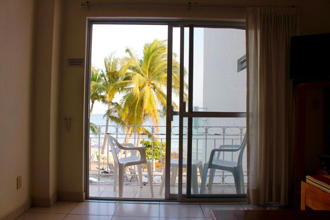Two-Bedroom Suite with Sea View photo 3
