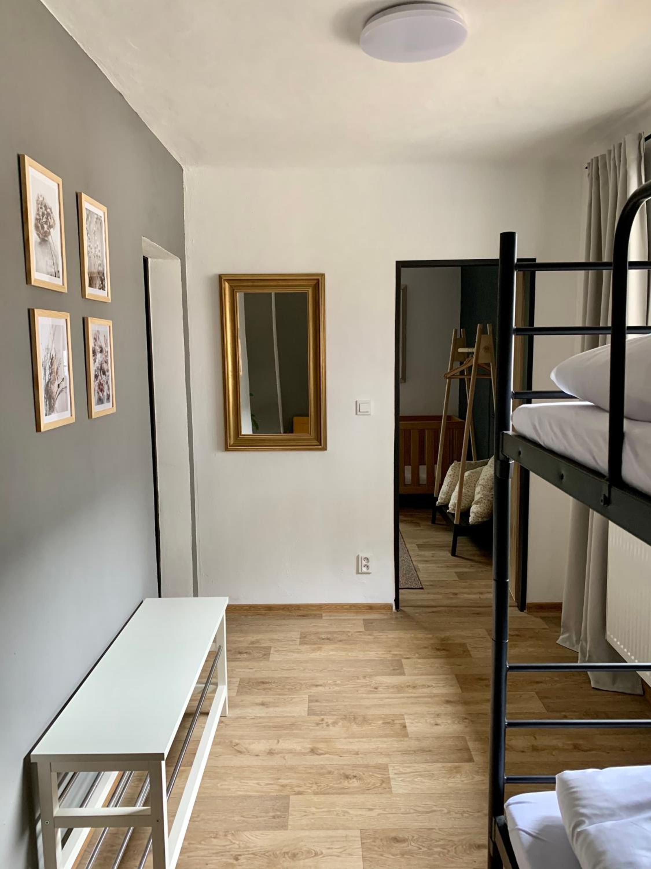 Deluxe Family Suite photo 3