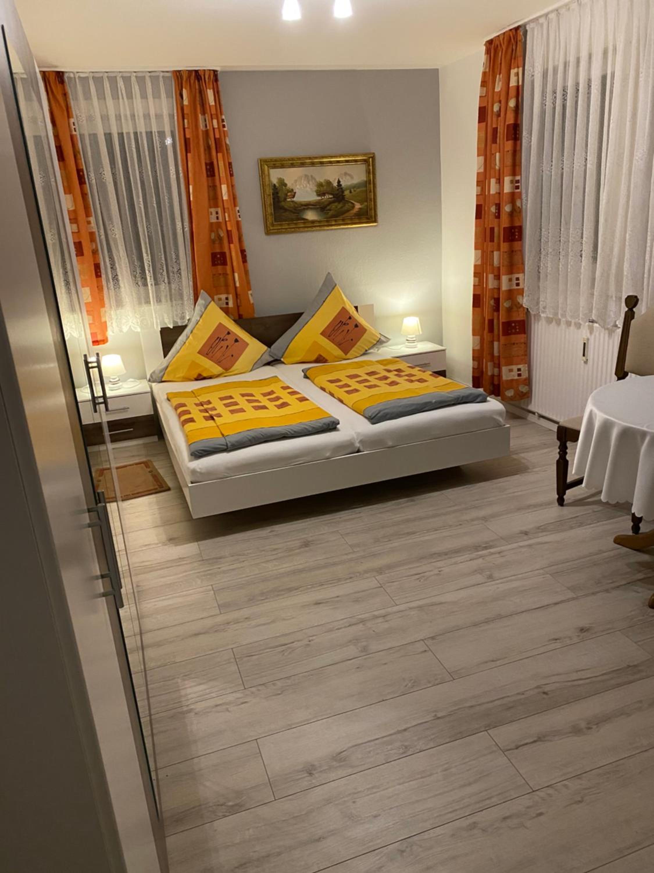Double Room with Private Bathroom photo 1