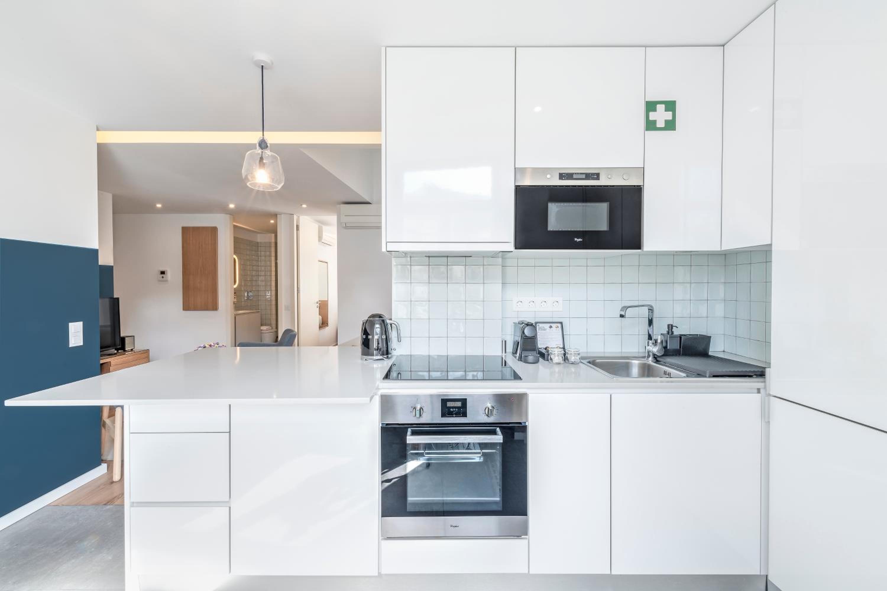Economy Apartment - Photo 9