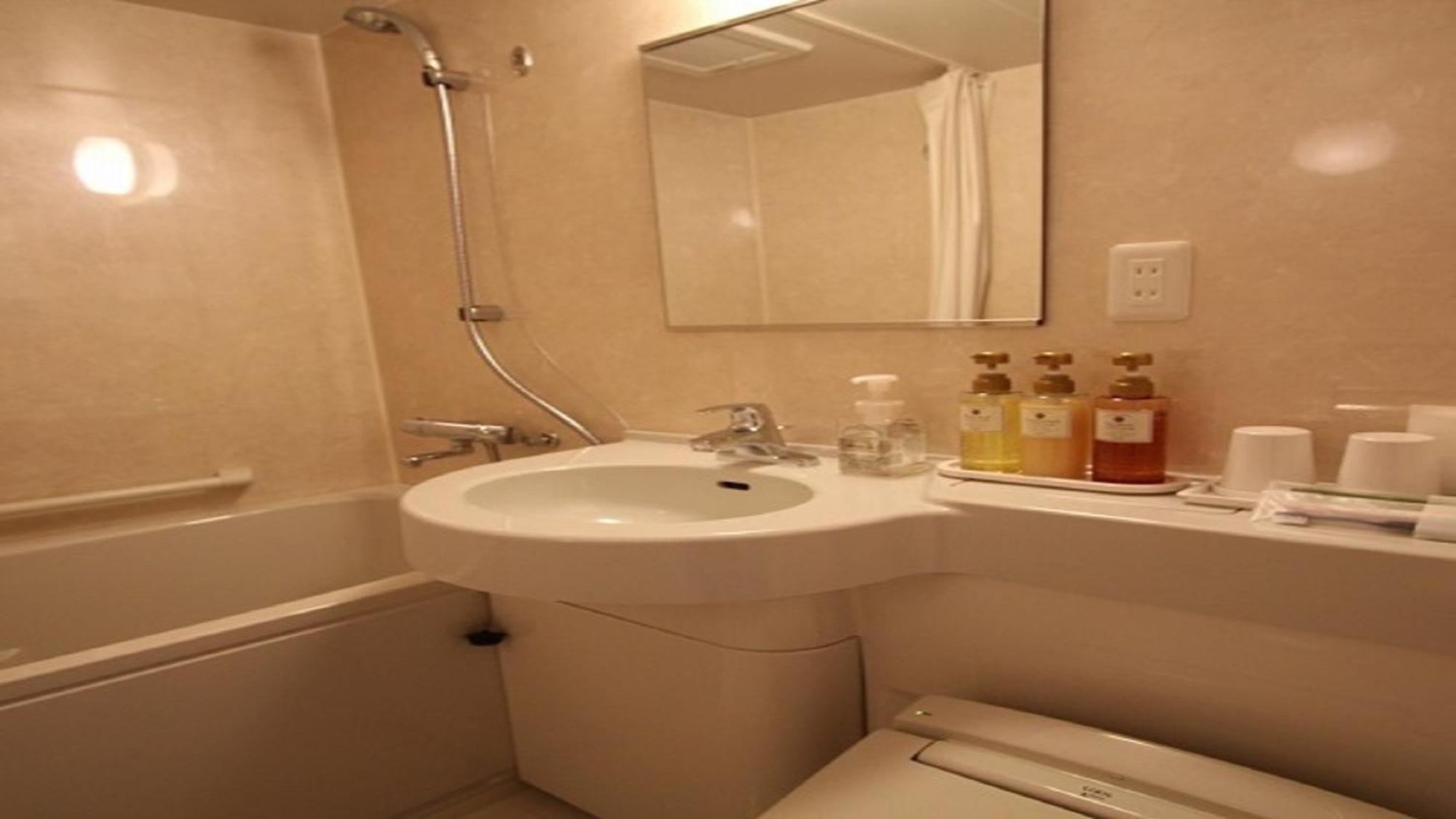 Renewal Standard Double Room - Smoking (E-Cigarets Only) - Photo 3
