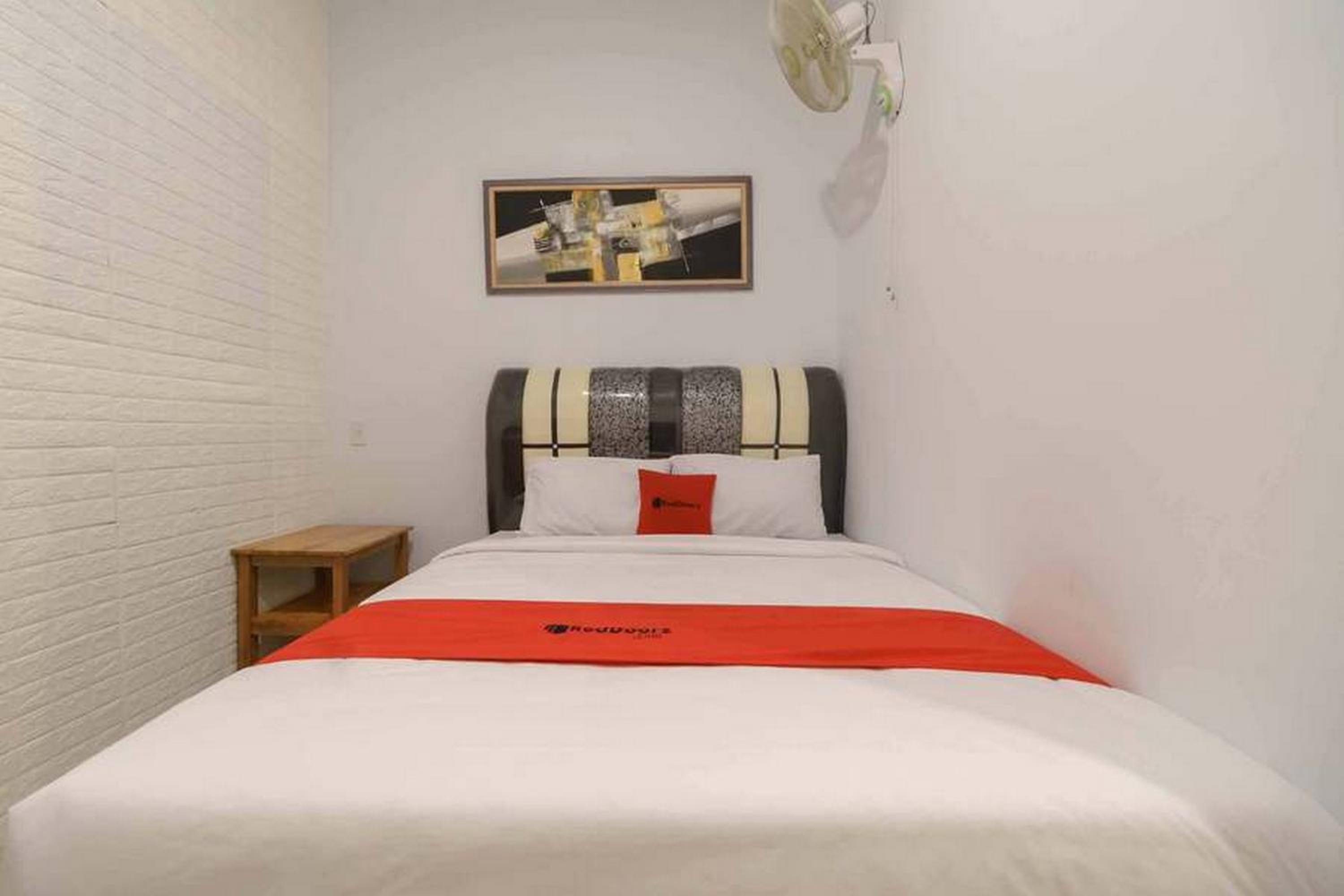 Double Room - Photo 6