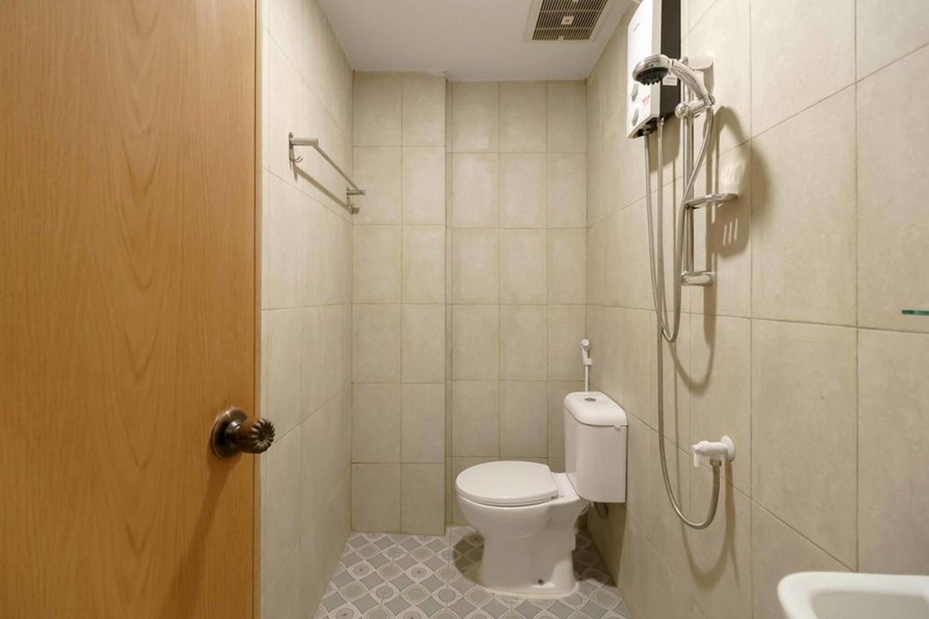 Double Room - Photo 8
