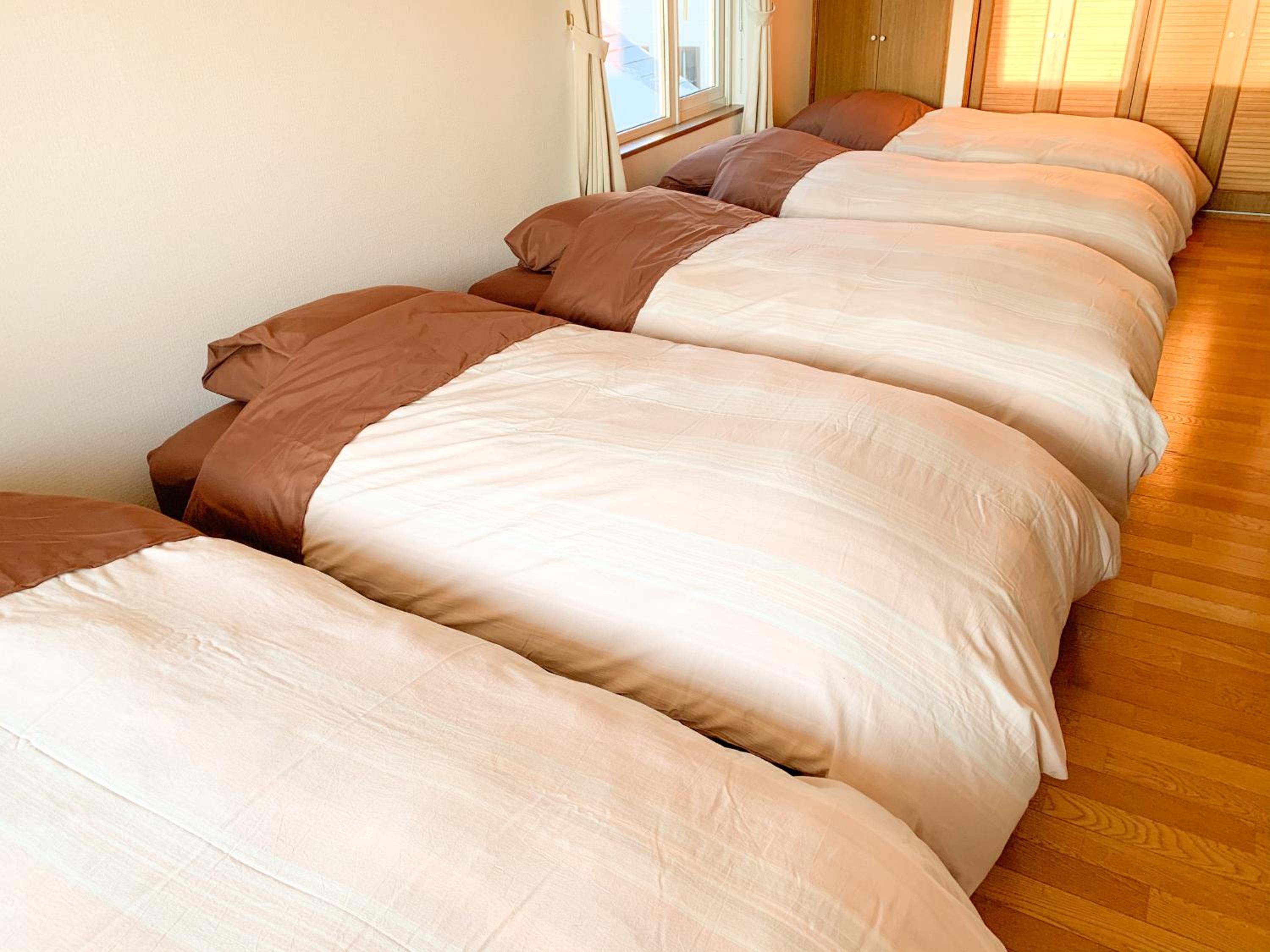 Four-Bedroom House - Photo 24