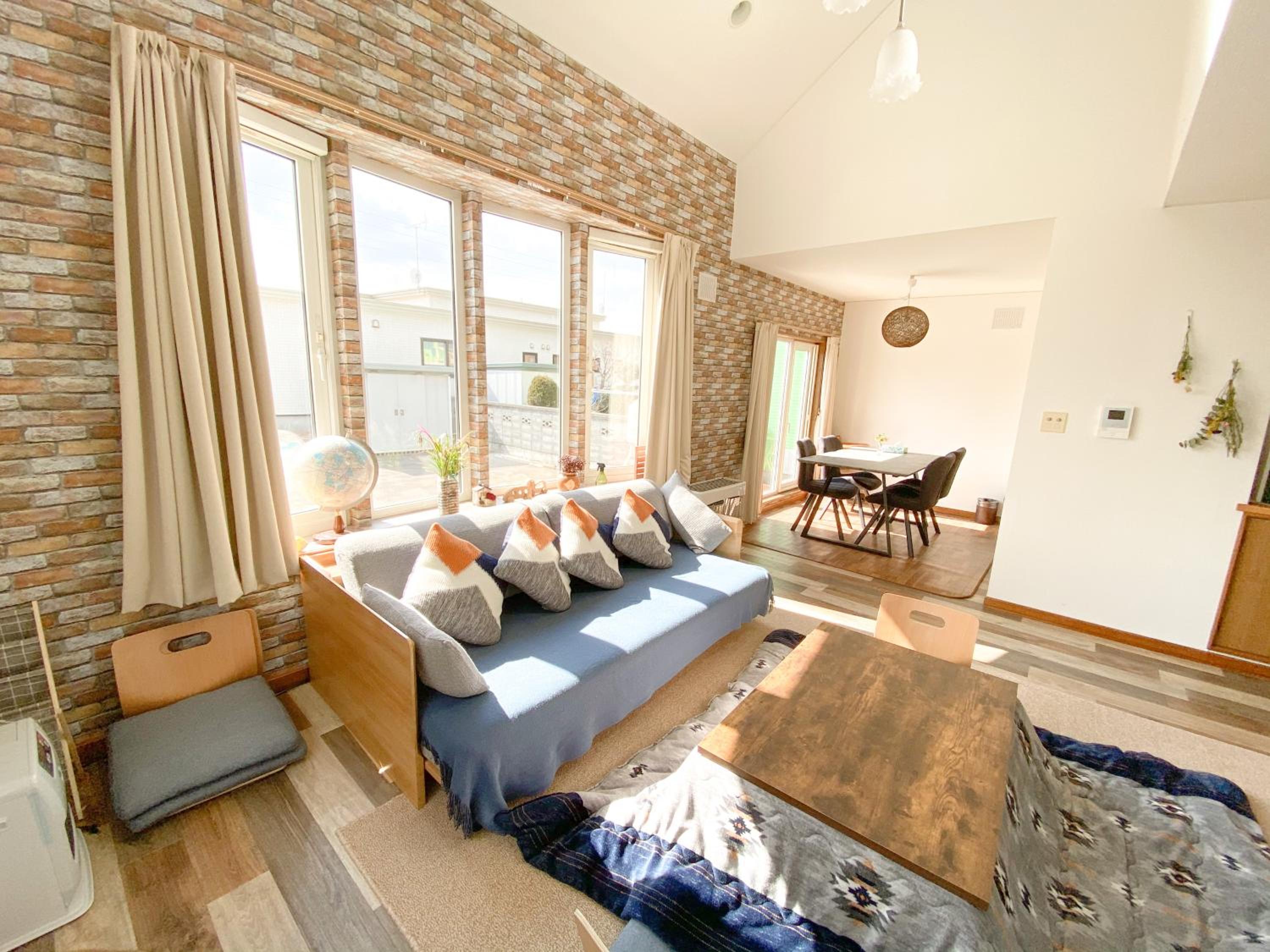 Four-Bedroom House - Photo 26