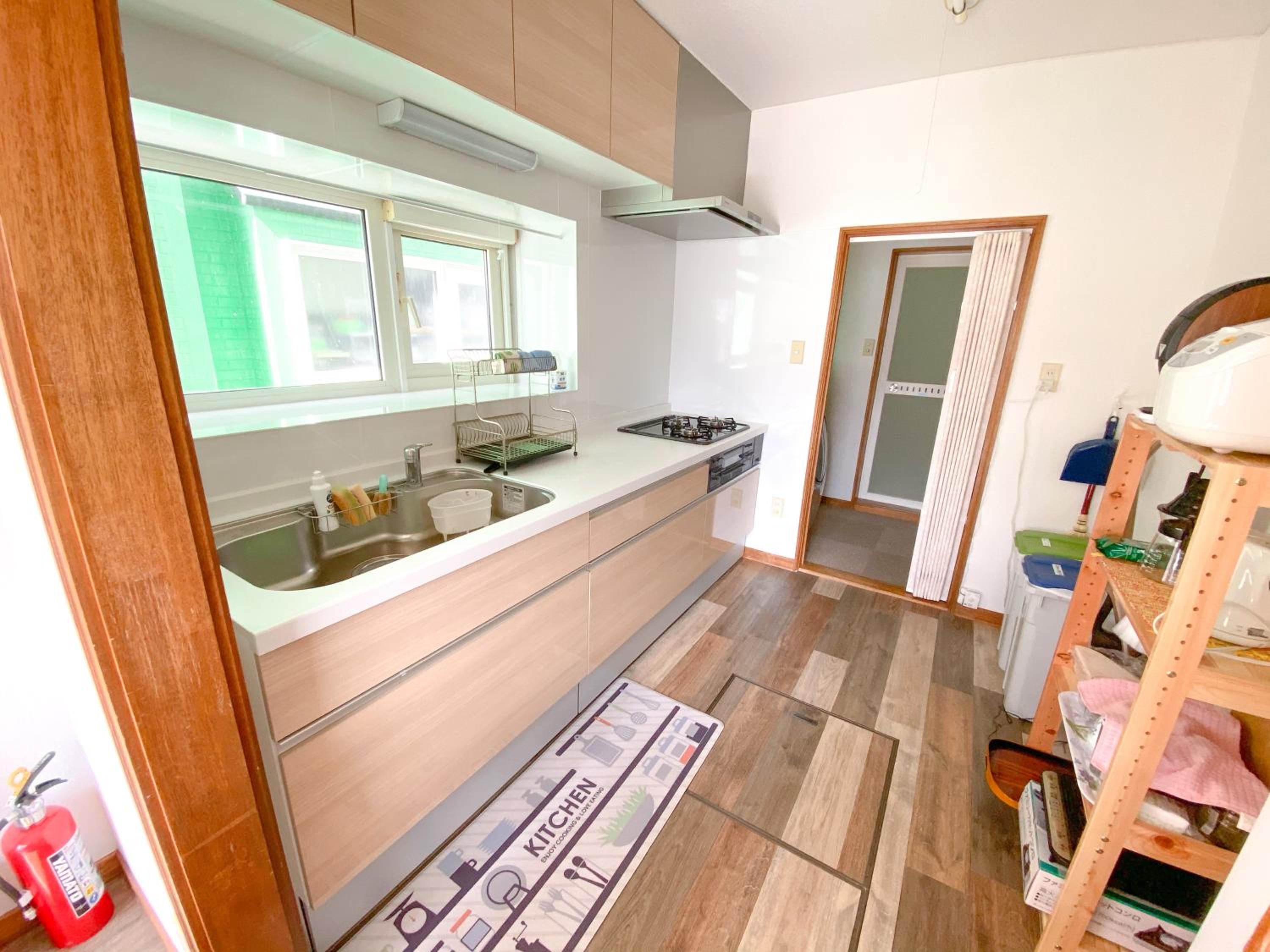 Four-Bedroom House - Photo 28
