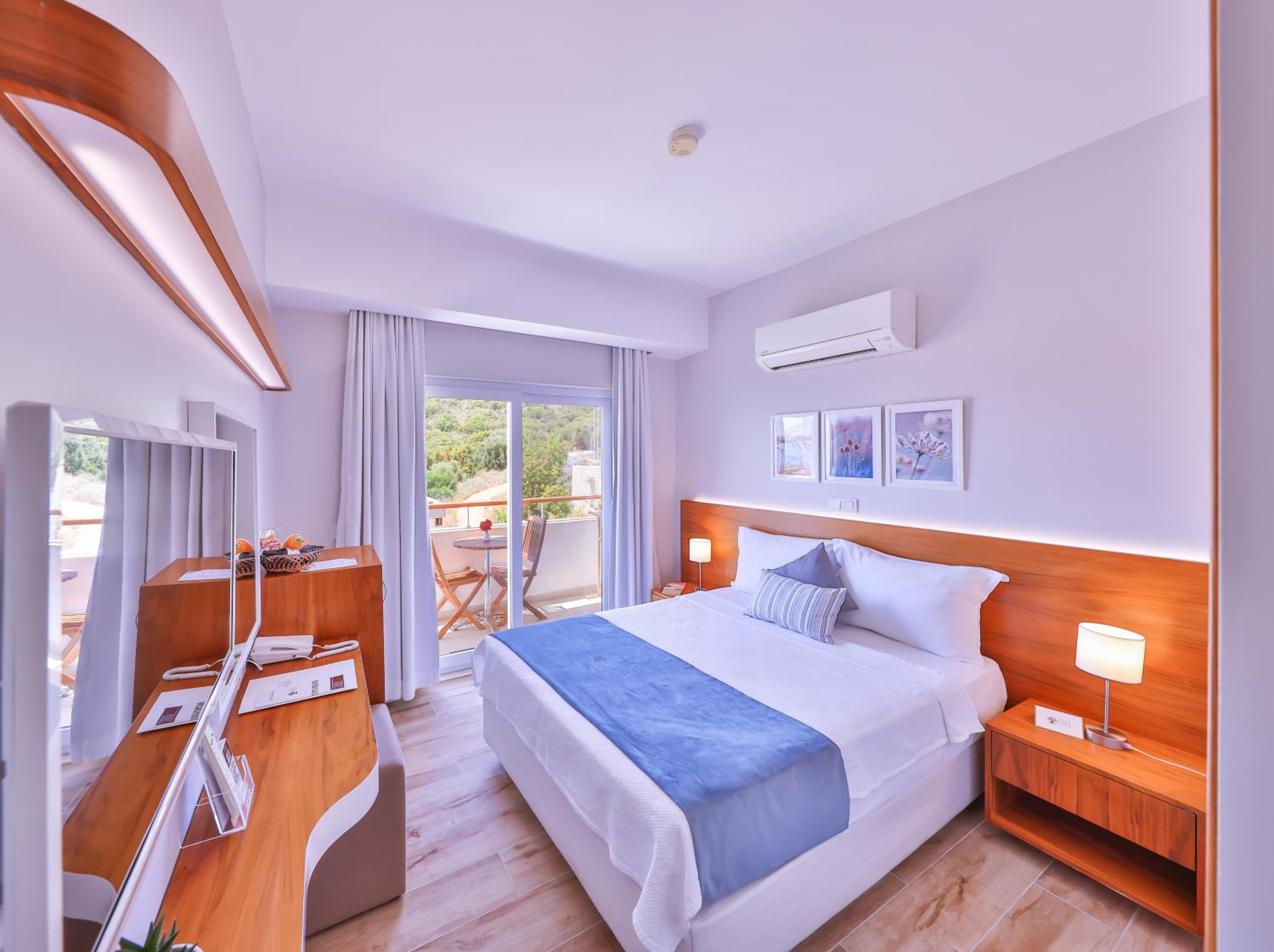 Standard Double Room - Photo 3