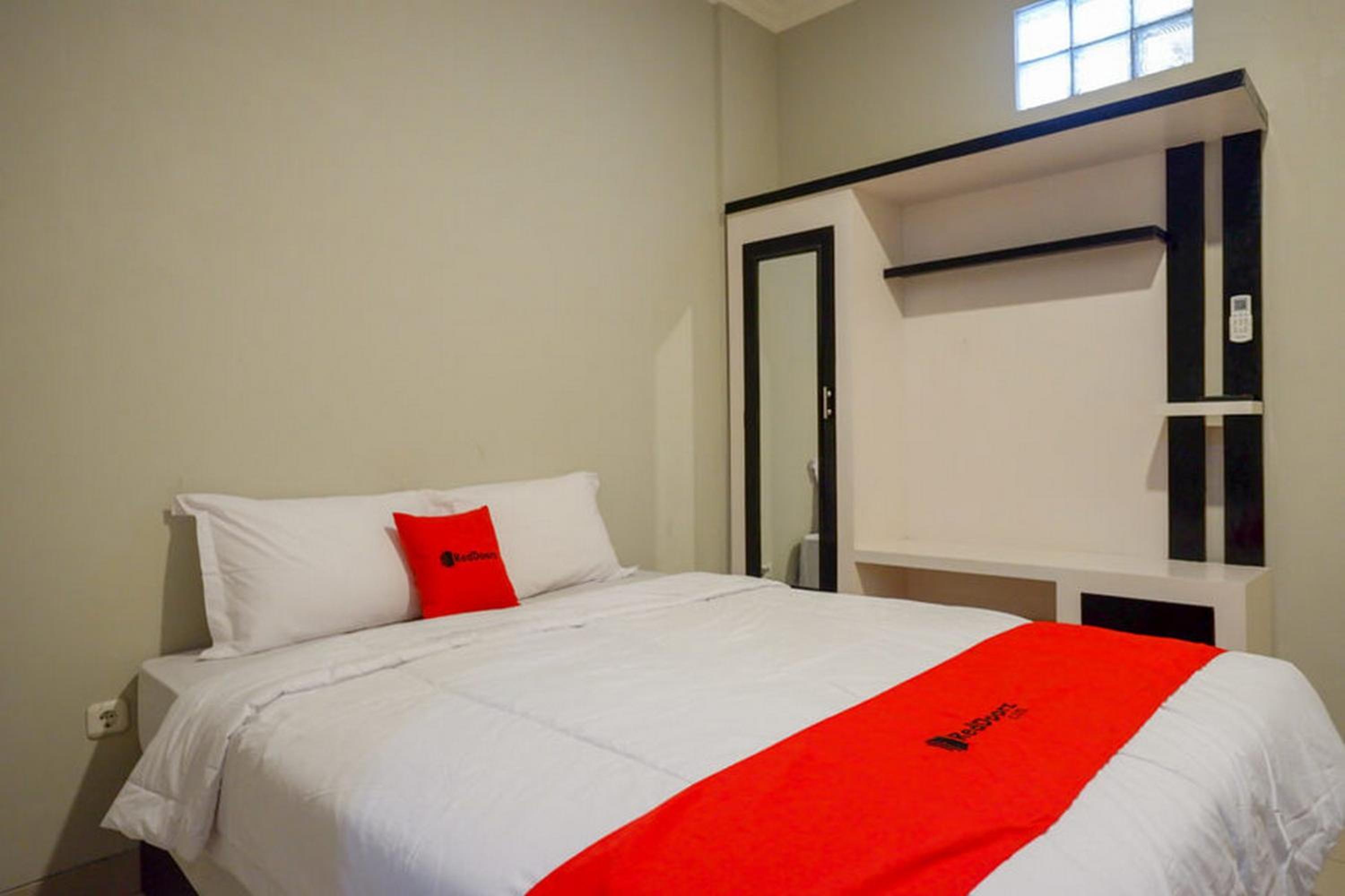 Standard Double Room - Photo 6