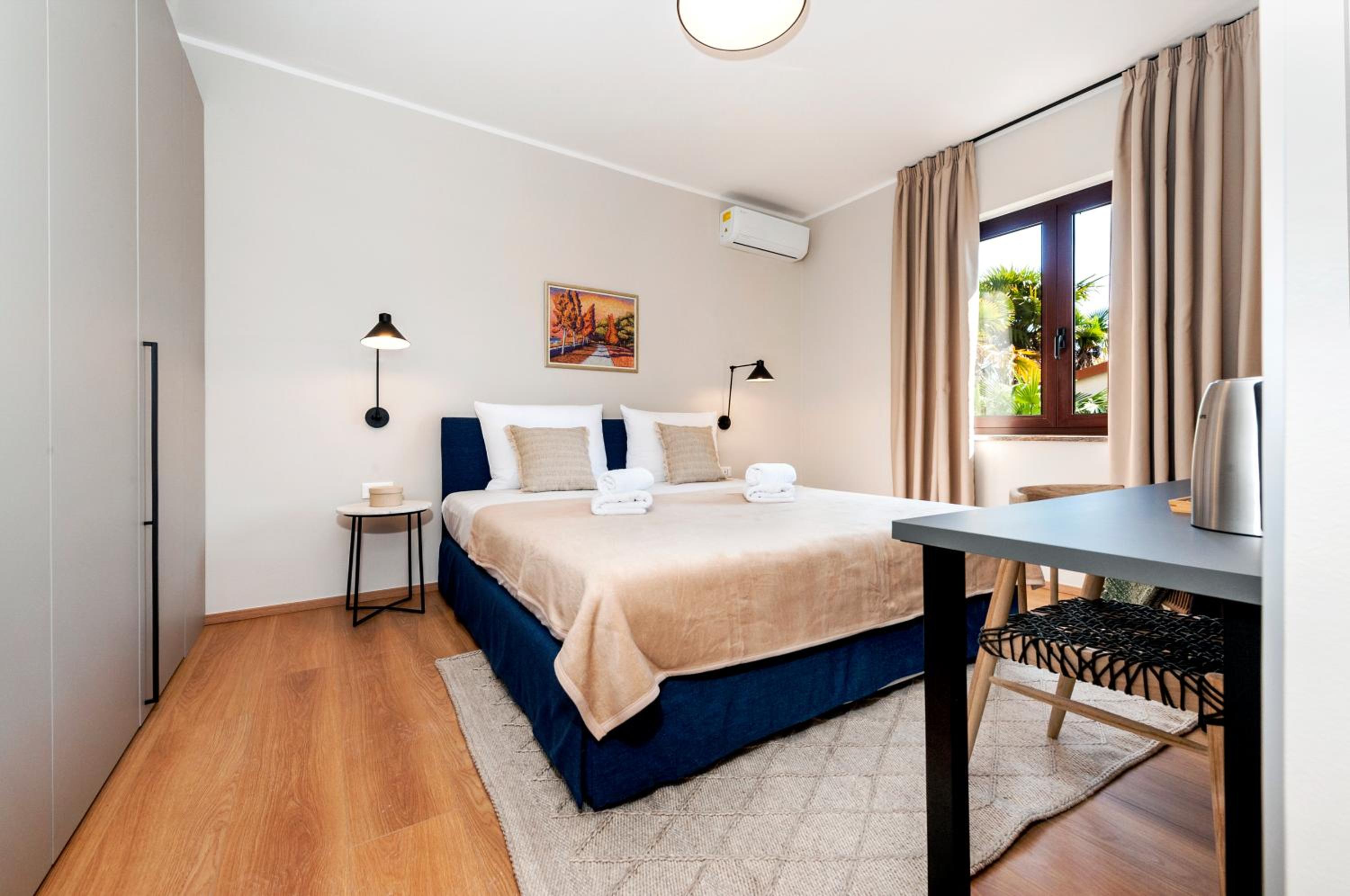 Double or Twin Room - Photo 10