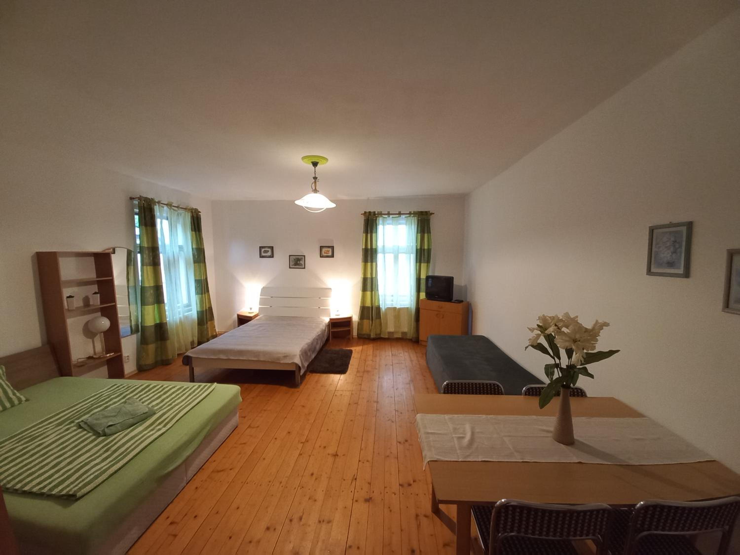 Family Room with Garden View photo 1