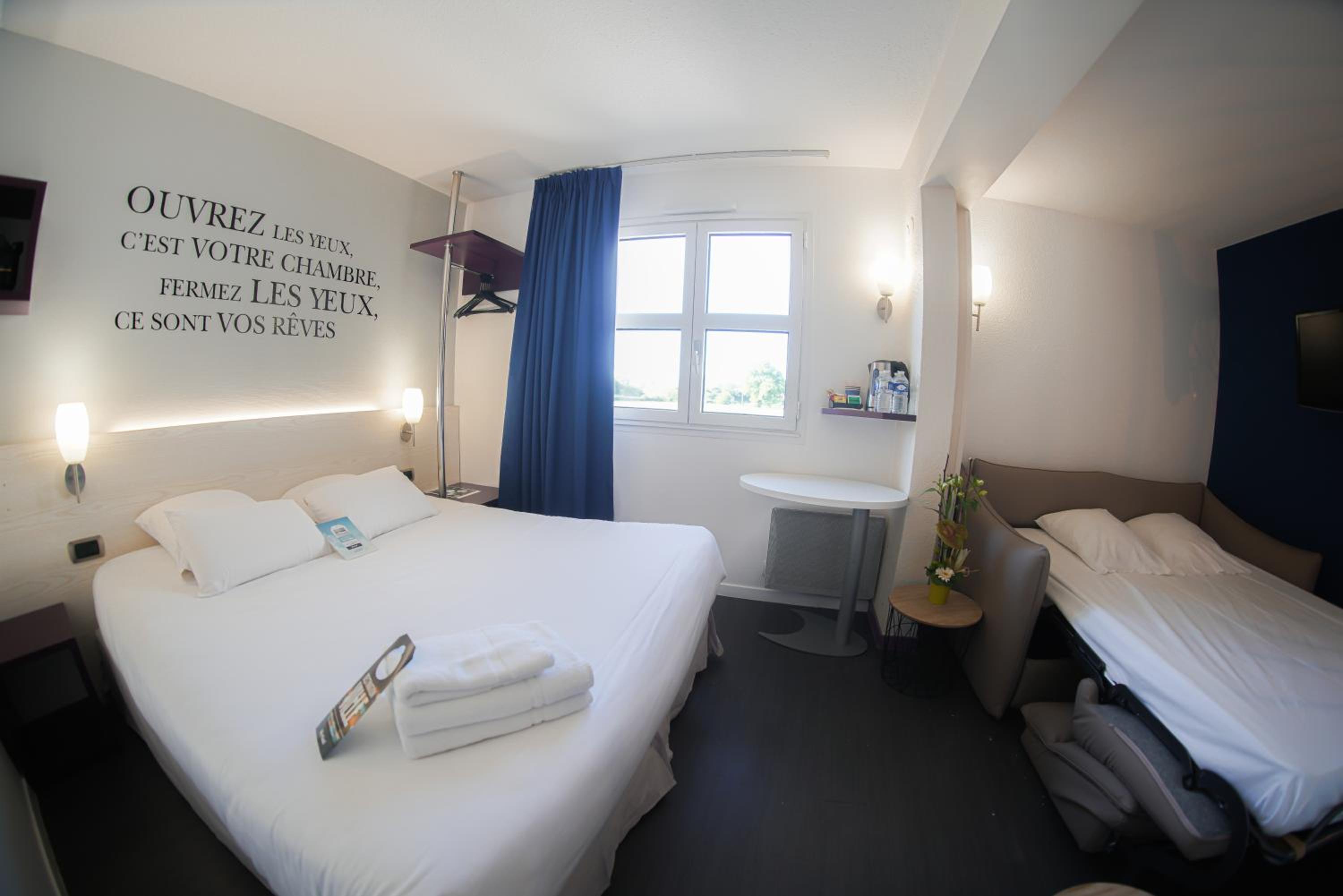 Double Room - Photo 8