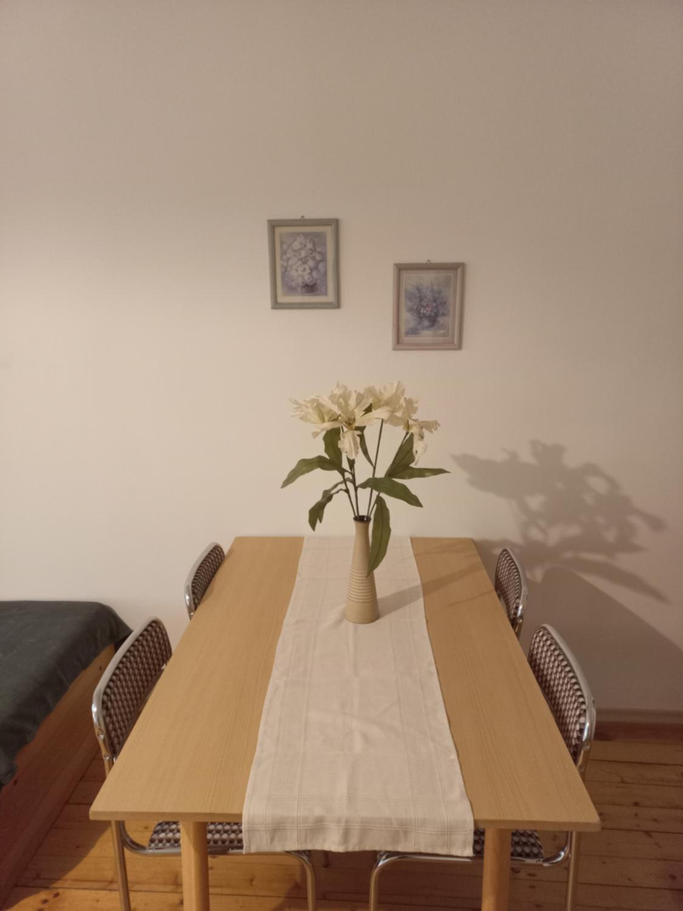 Family Room with Garden View photo 3