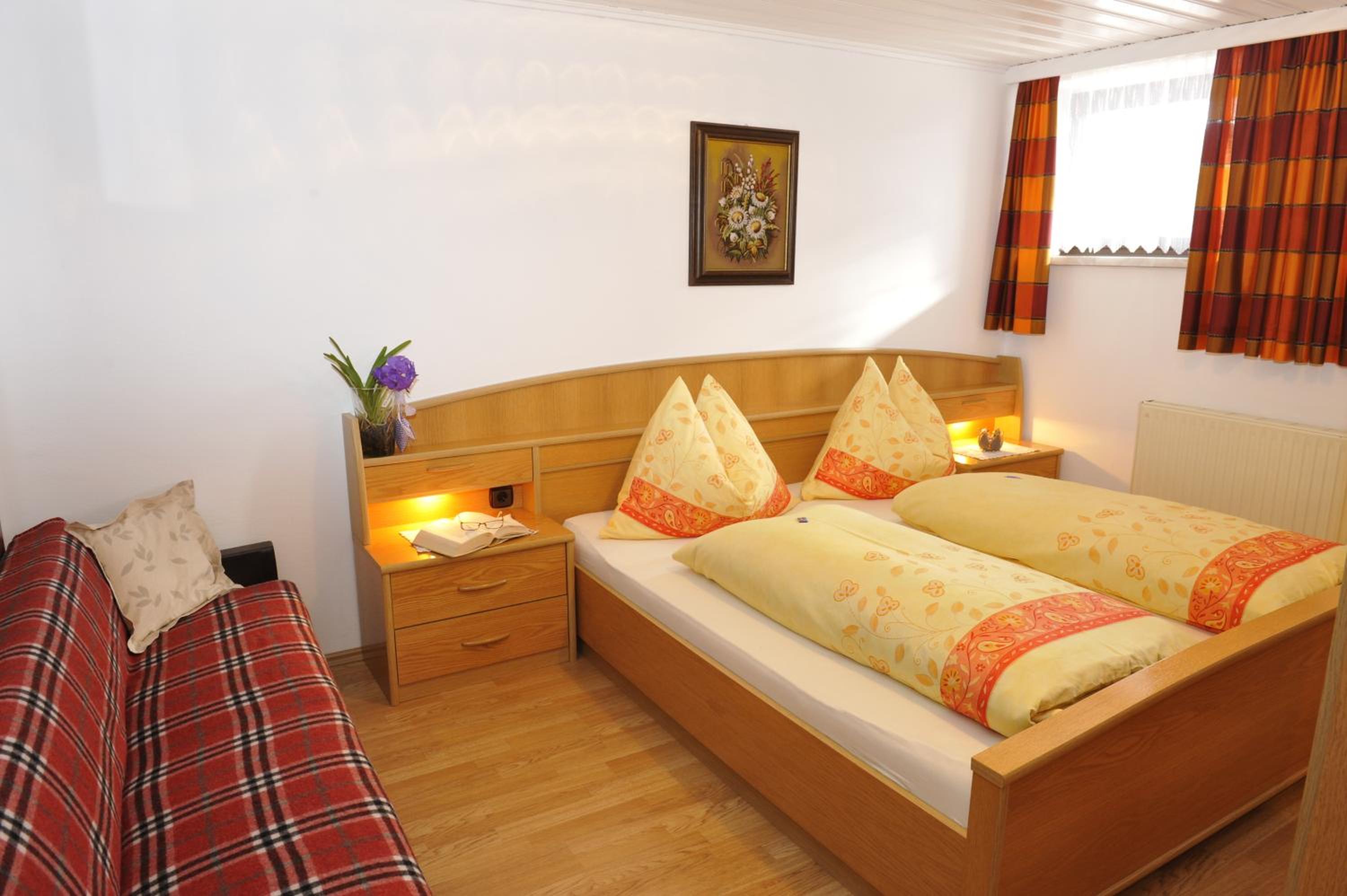 One-Bedroom Apartment With Balcony photo 1