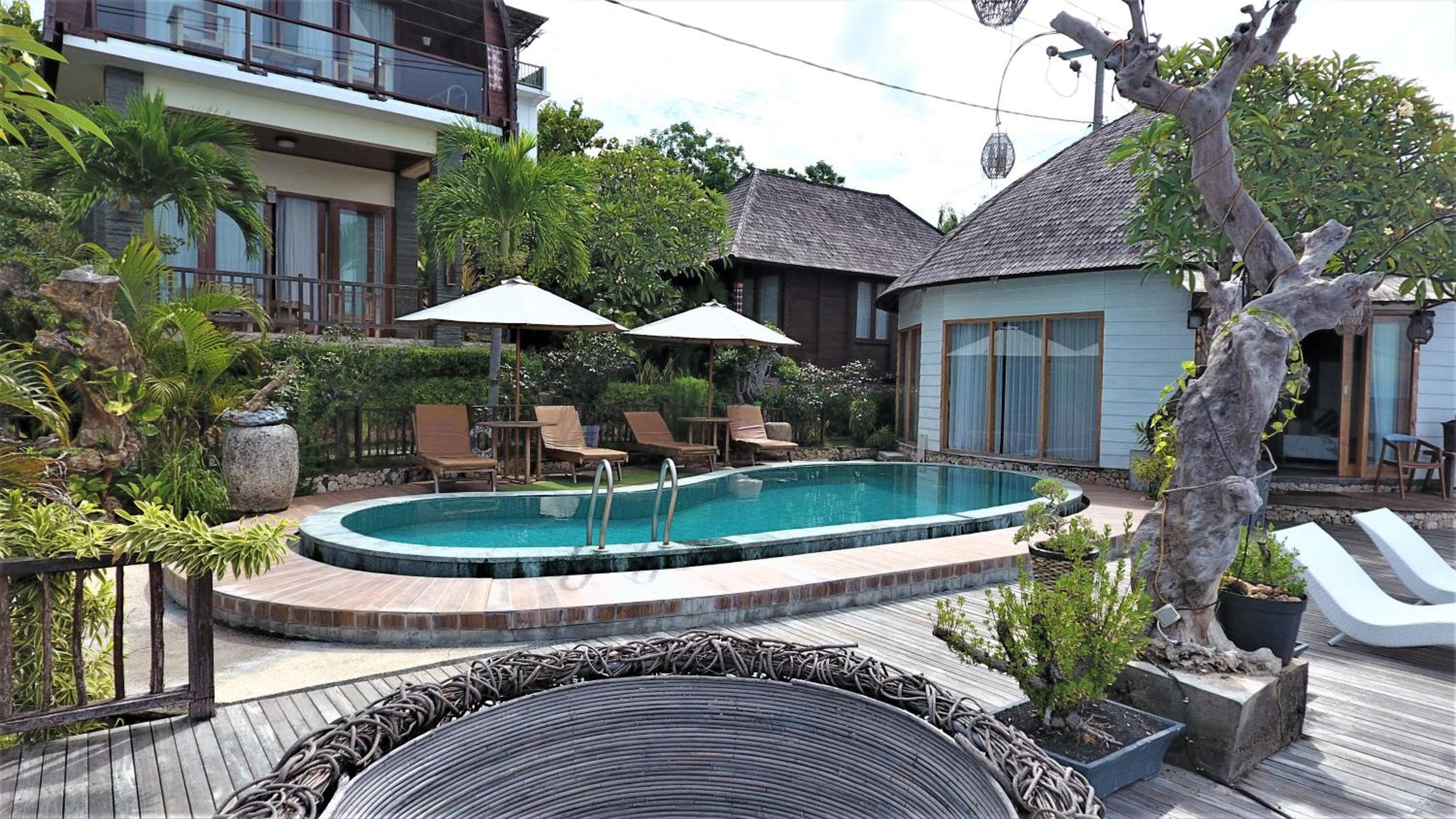 Executive Suite - Photo 40