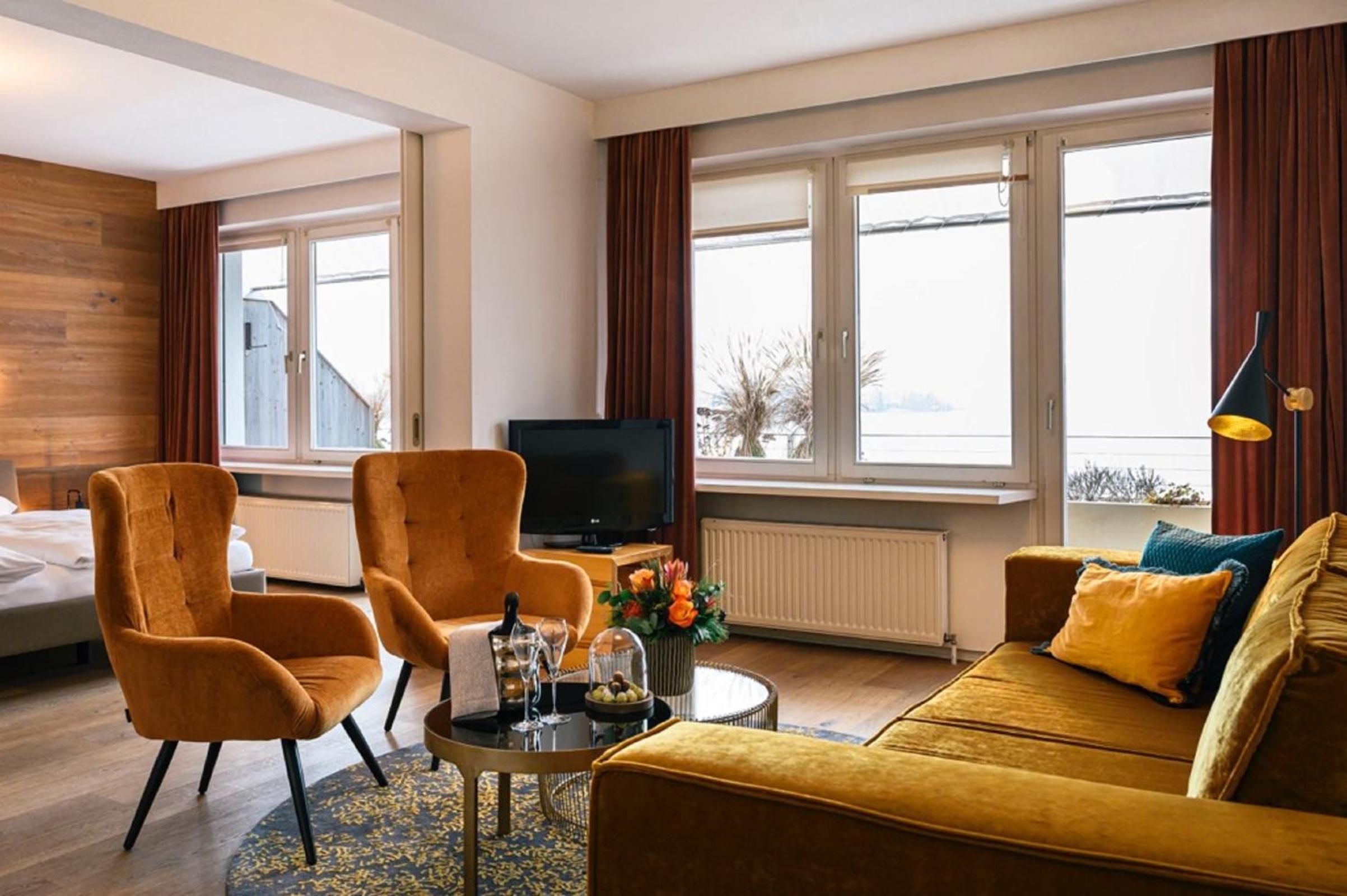 Deluxe Suite - Photo 1