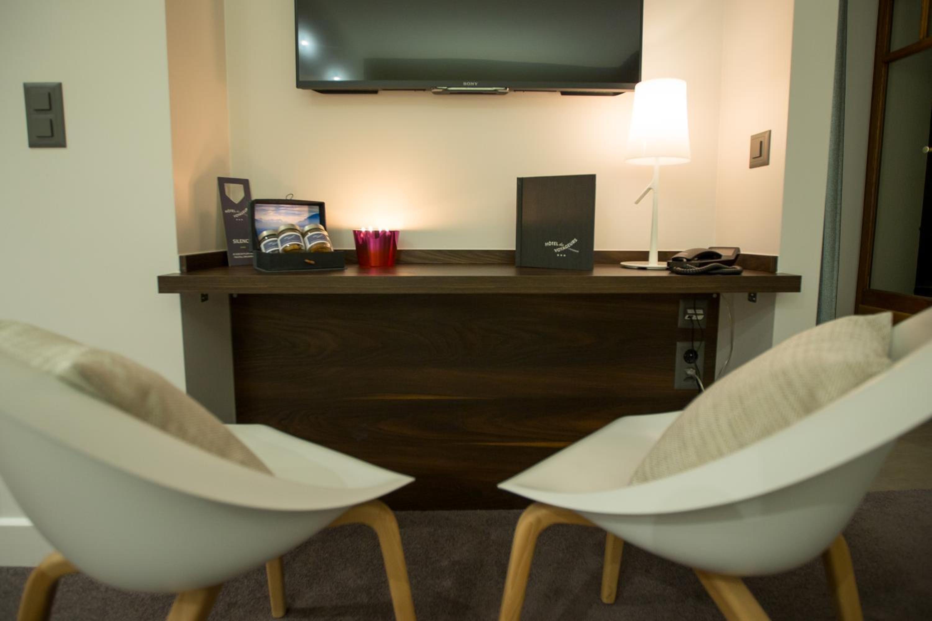 Suite - Photo 4