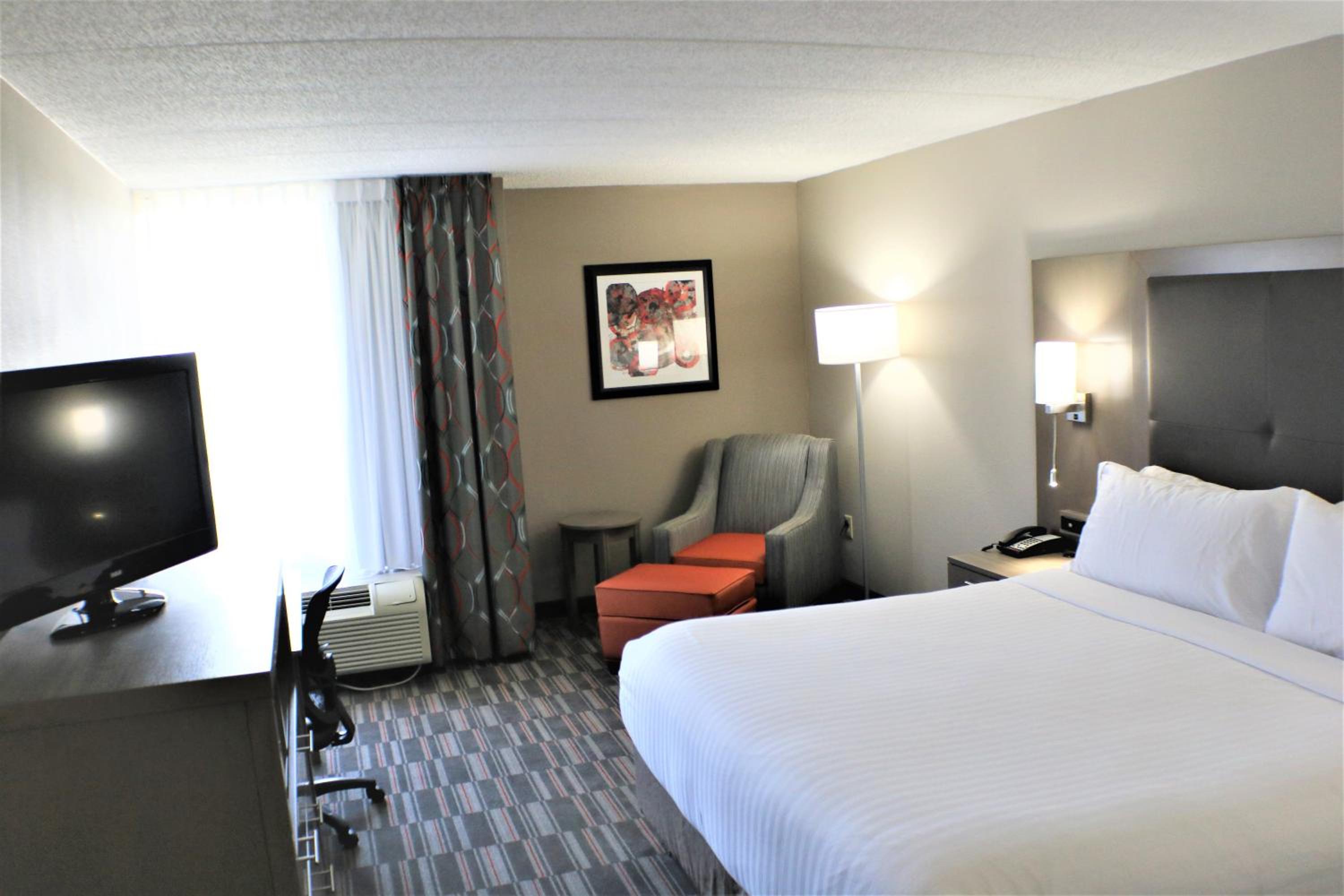 Standard King Room