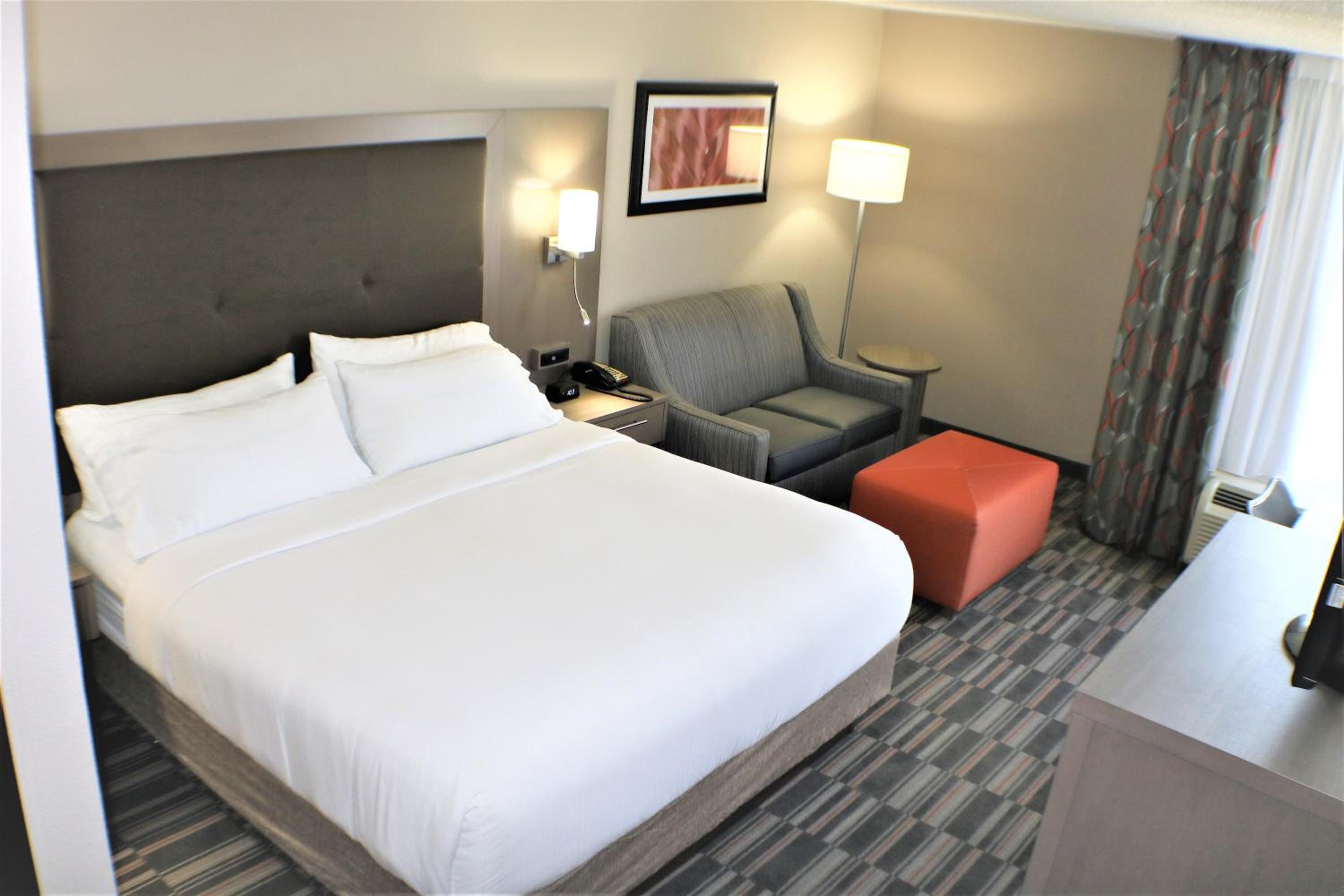 Standard King Room with Sofa Bed